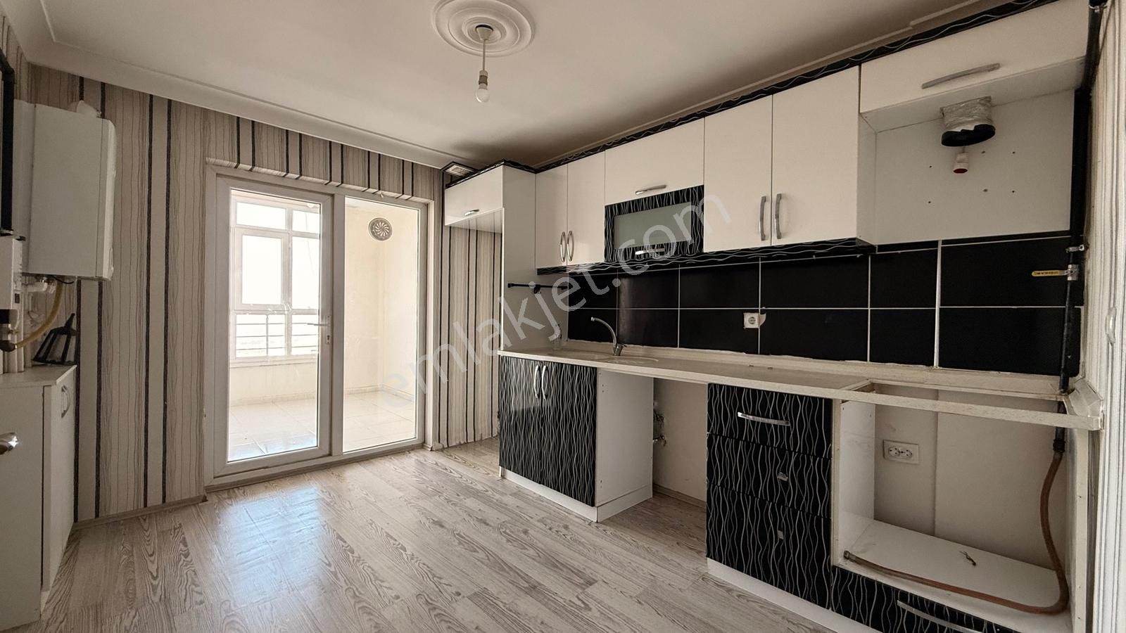 Dikmen Keklikpınarı'nda Satılık Lüks Yapılı 3.5+1 Dubleks Daire - Görsel 14