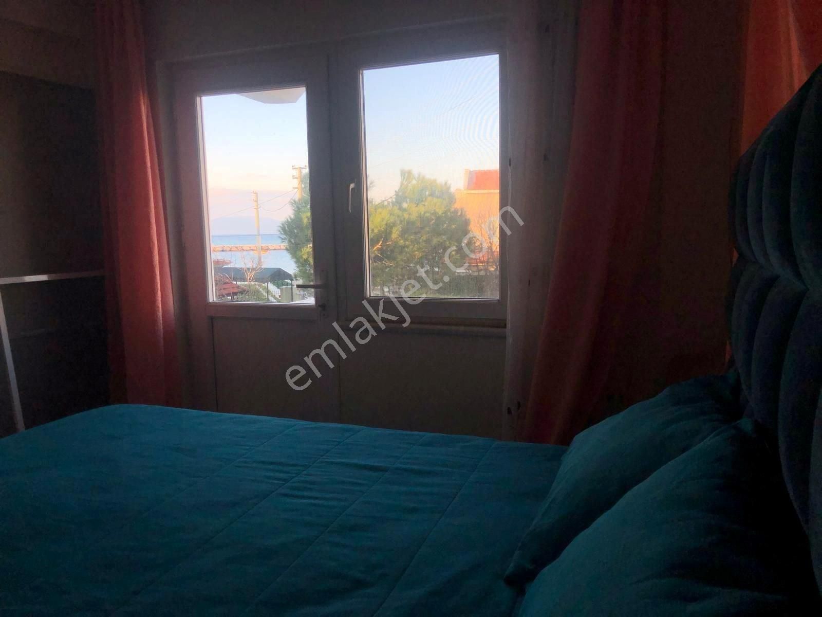 Altınova Öğretmenler Sitesinde Deniz Manzaralı Satılık Villa - Görsel 18