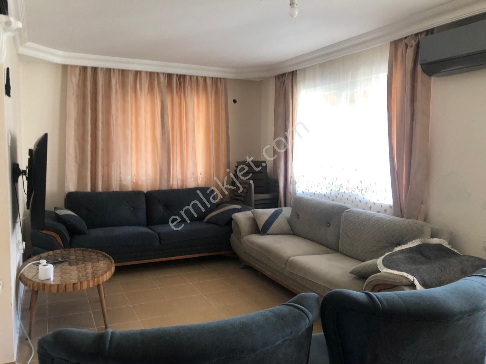 Altınova Öğretmenler Sitesinde Deniz Manzaralı Satılık Villa - Görsel 11