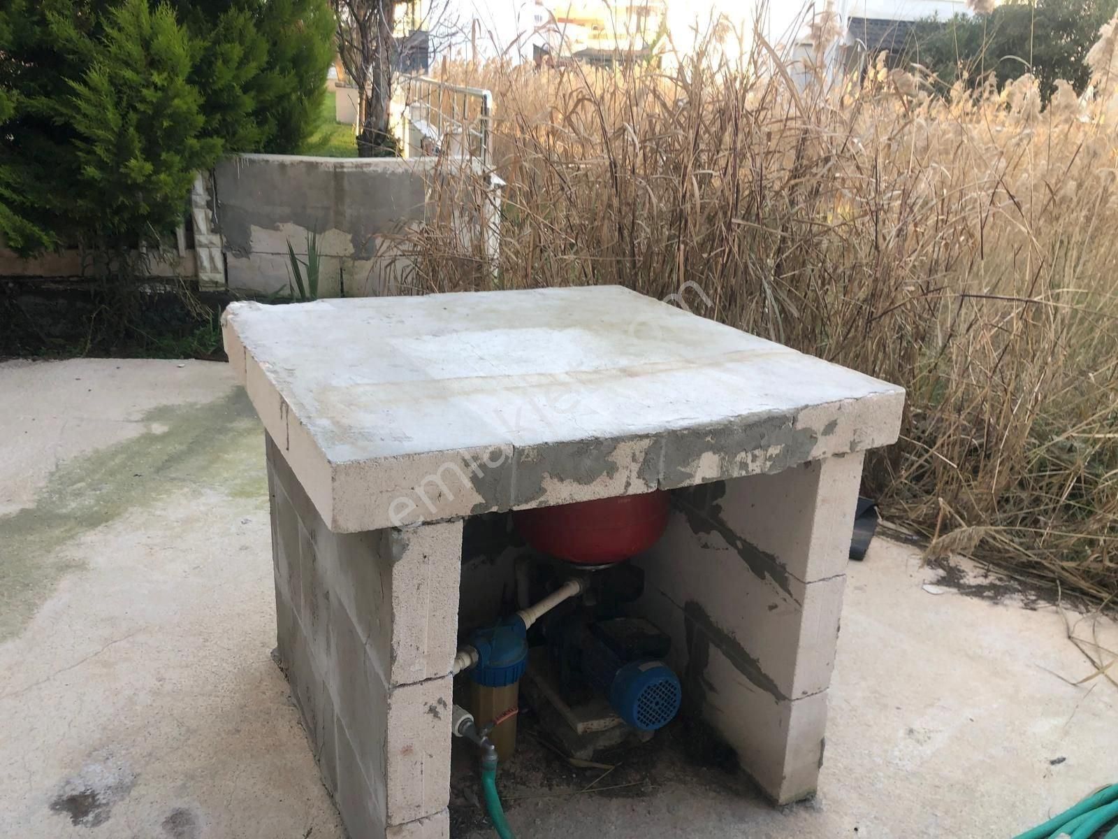 Altınova Öğretmenler Sitesinde Deniz Manzaralı Satılık Villa - Görsel 4