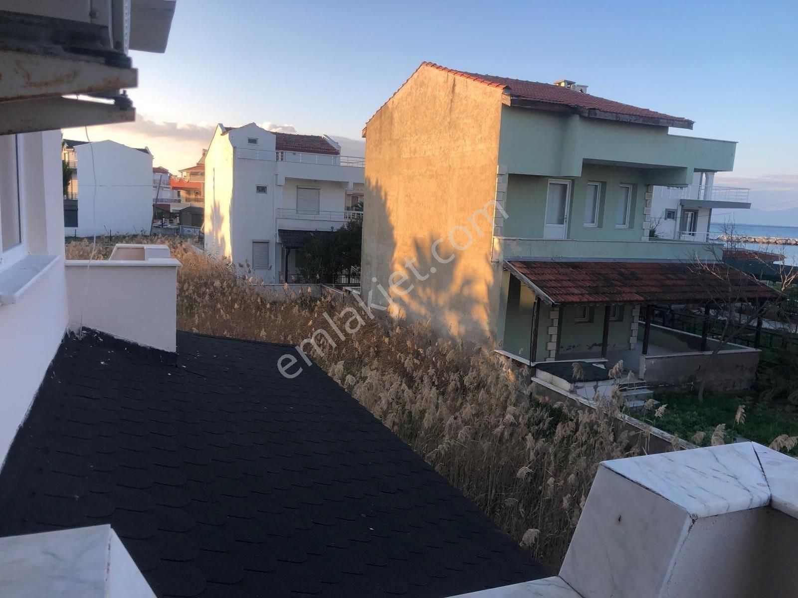 Altınova Öğretmenler Sitesinde Deniz Manzaralı Satılık Villa - Görsel 21