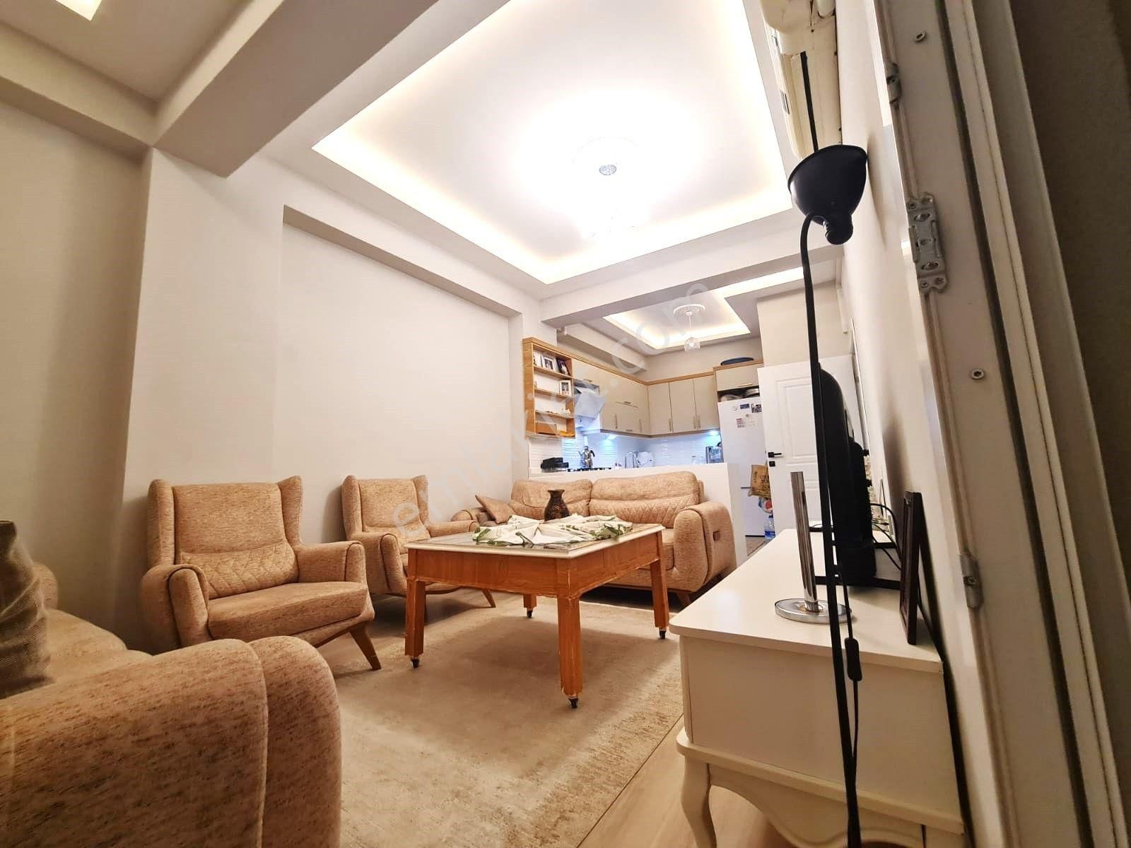 Edremit Kadıköy'de Aygül'den Ara Kat Ön Cephe 1 Yaşında Doğalgazlı Asansörlü 2+1 Acill Satılık Daire - Görsel 15