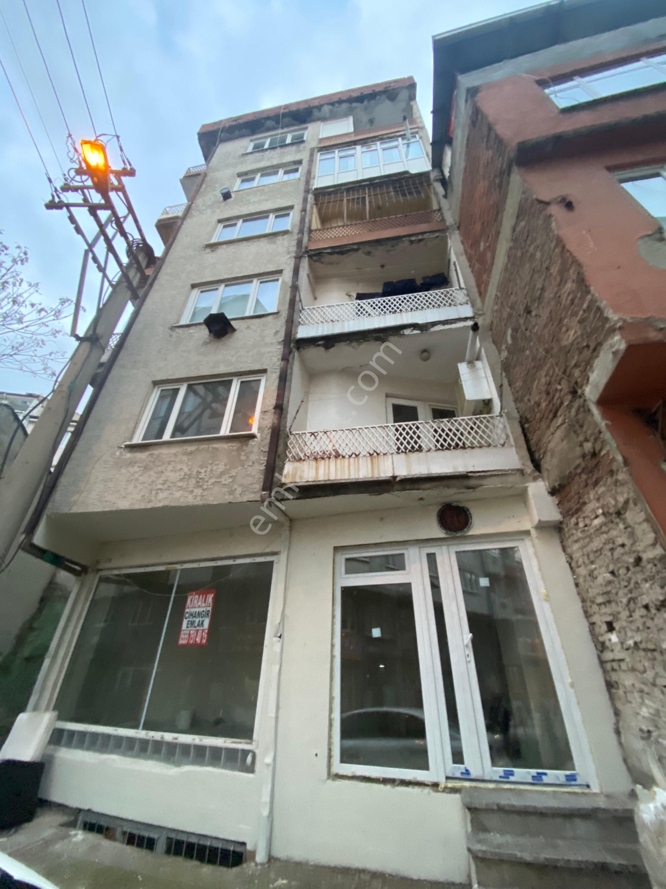 Cihangir Emlaktan Hocahasanda Kiralık Dükkan