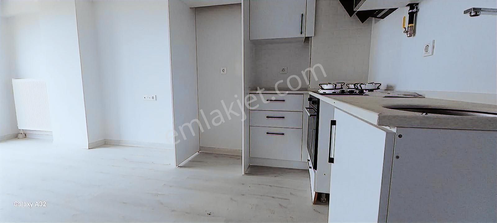 Lir Den Sarılar Yolu Üzerin De Yol Üstü Kiralık 1+1 Daire - Görsel 14