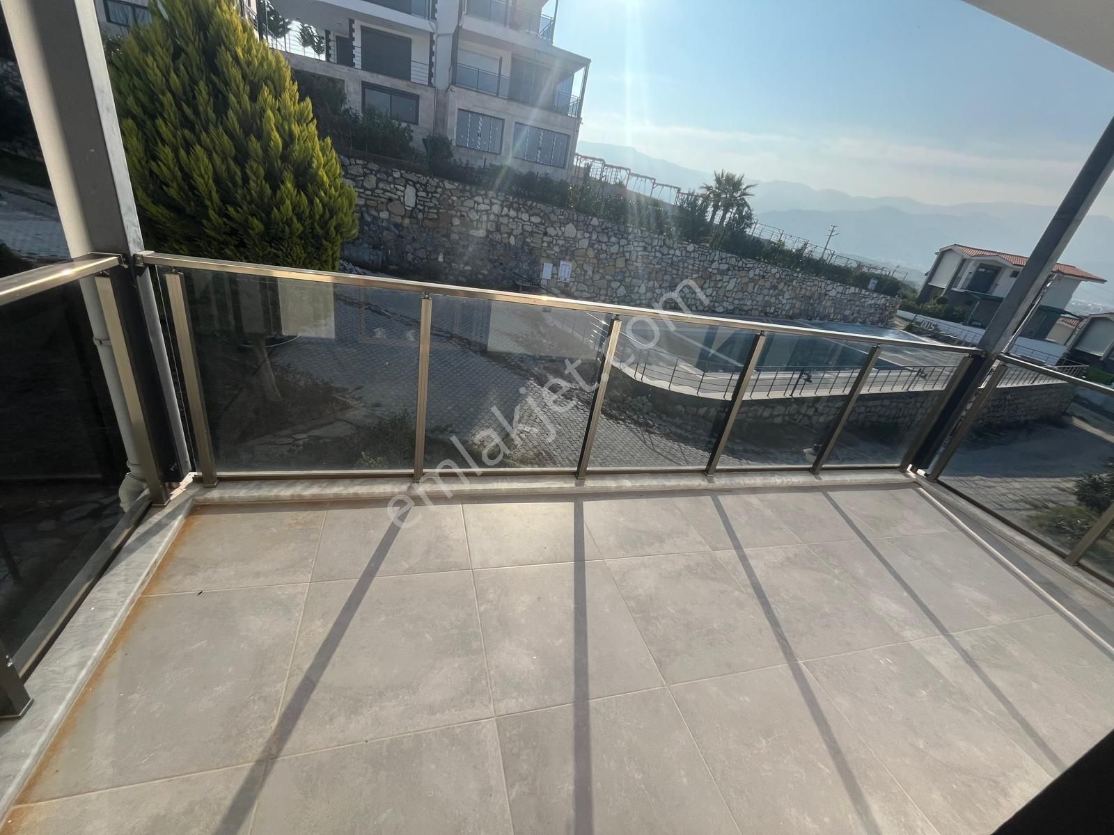 Caferli Bölgesinde5+1 Satılık Villa - Görsel 21