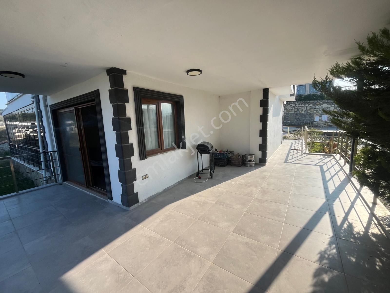 Caferli Bölgesinde5+1 Satılık Villa - Görsel 14