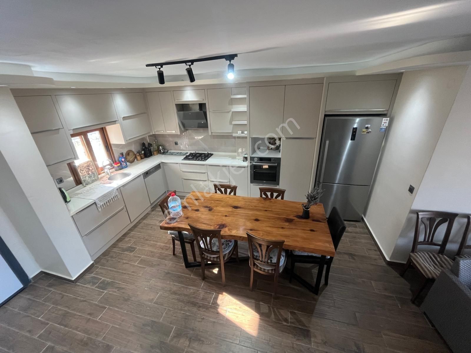 Caferli Bölgesinde5+1 Satılık Villa - Görsel 9