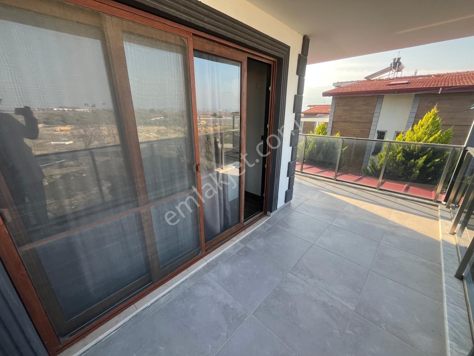 Caferli Bölgesinde5+1 Satılık Villa - Görsel 18