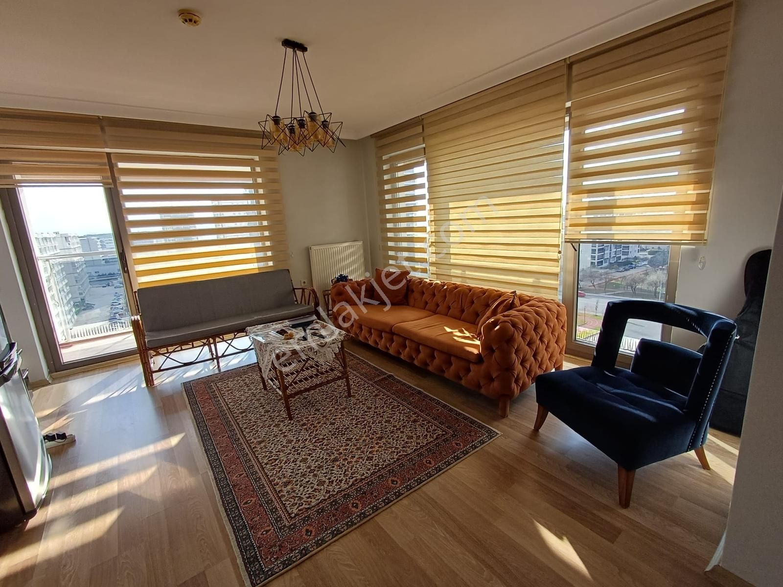 Turyaptan Teraslı-geniş- Eşyalı 1+1 Dubleks Daire - Görsel 9