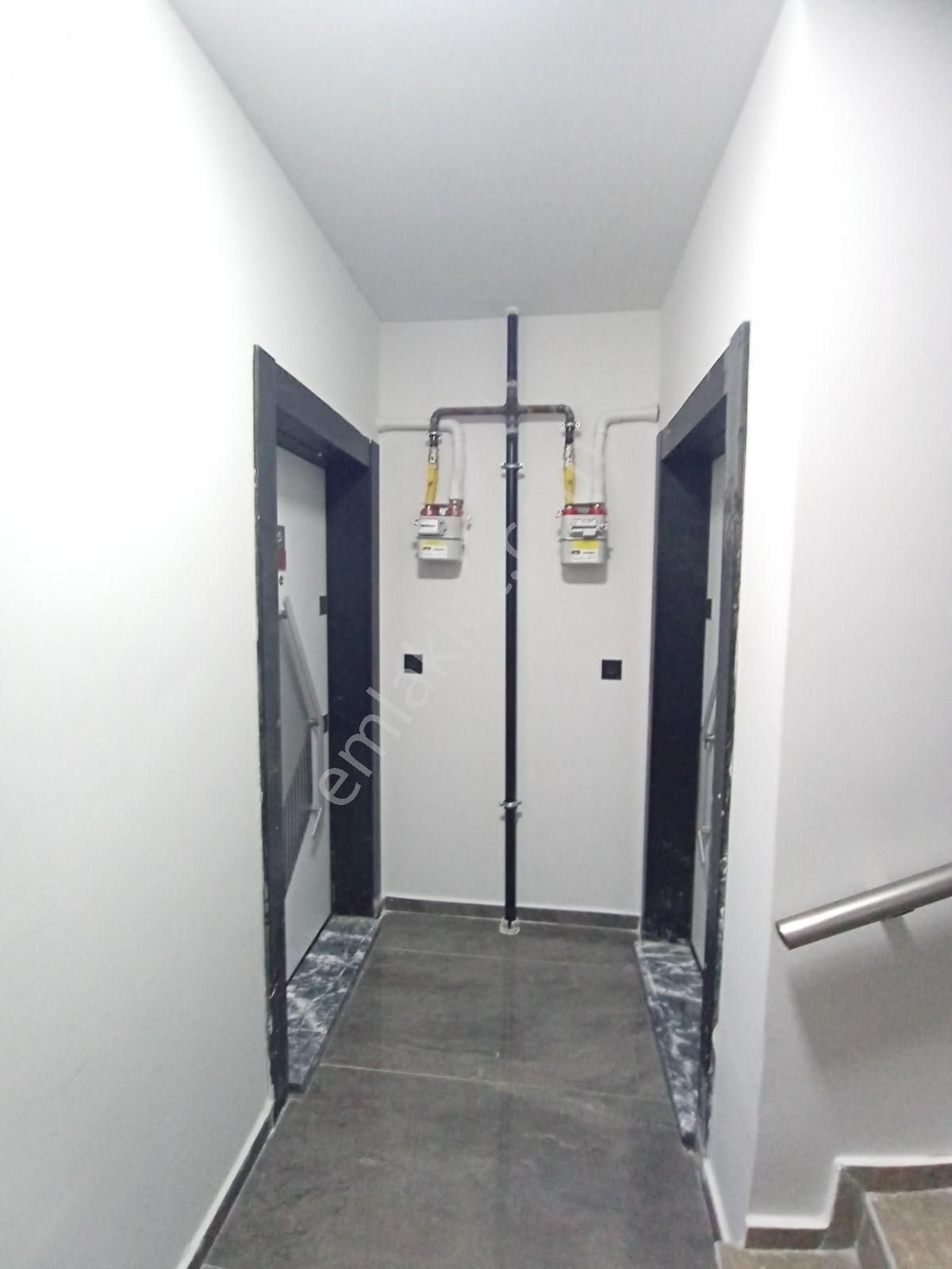 Çanakkale Merkez Mükemmel Konum Kat Mülkiyetli Satılık 1+1 Daire - Görsel 3