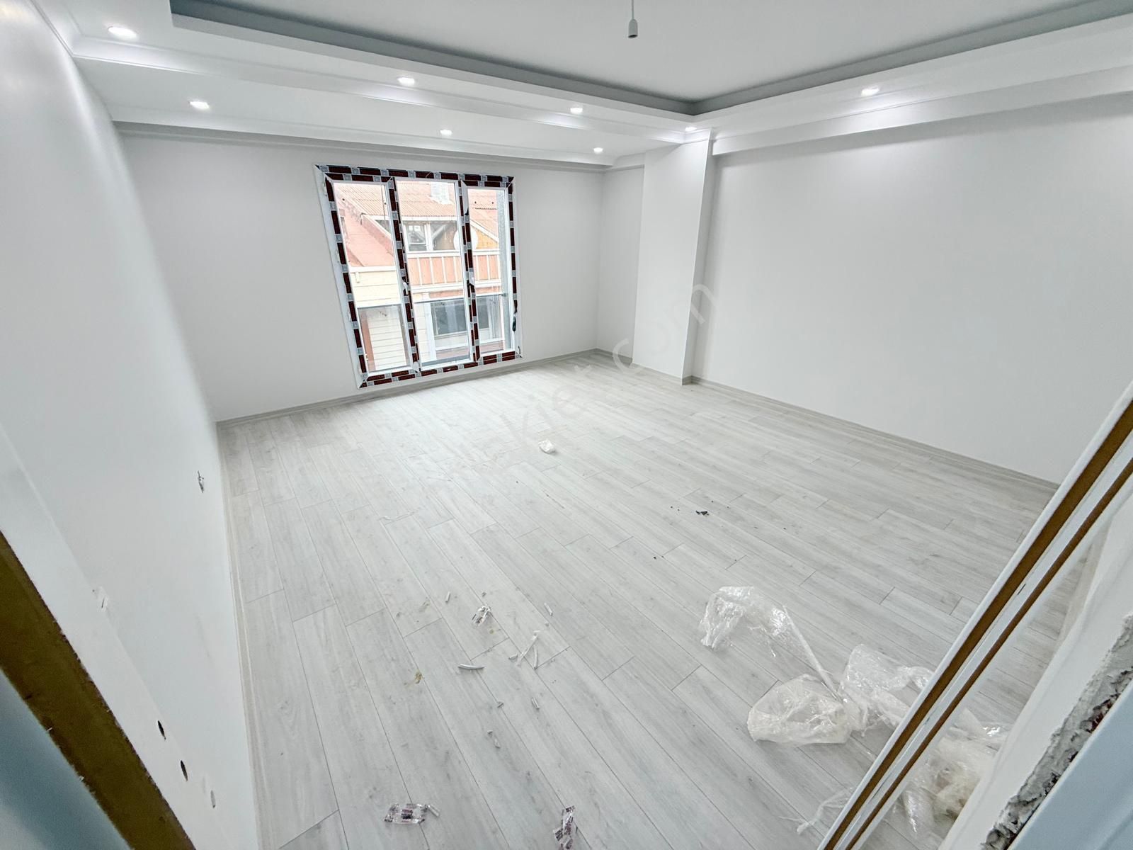 Pusula İnşaat'tan Uğurmumcu Mah. 2+1 110m2 Satılık Sıfır 4.kat Daire