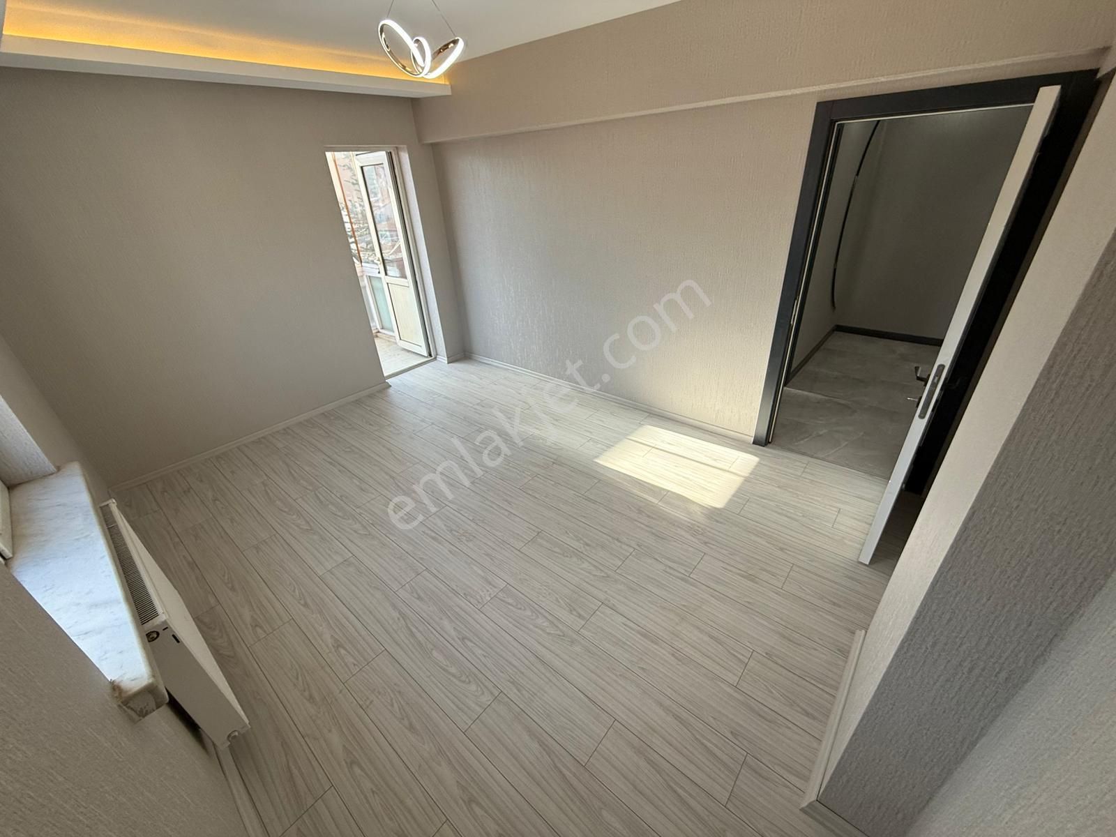 Kariyer'den Etlik Merkezde 3+1 Ultra Lüx Yapılı Kat Konumunda Yüksek Giriş Daire - Görsel 15