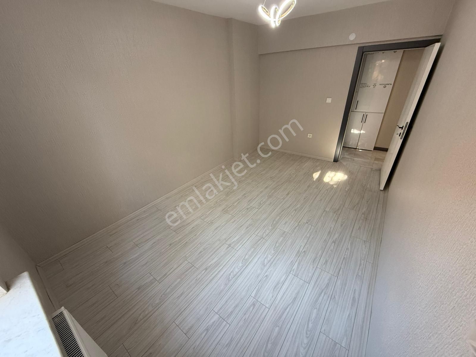 Kariyer'den Etlik Merkezde 3+1 Ultra Lüx Yapılı Kat Konumunda Yüksek Giriş Daire - Görsel 33