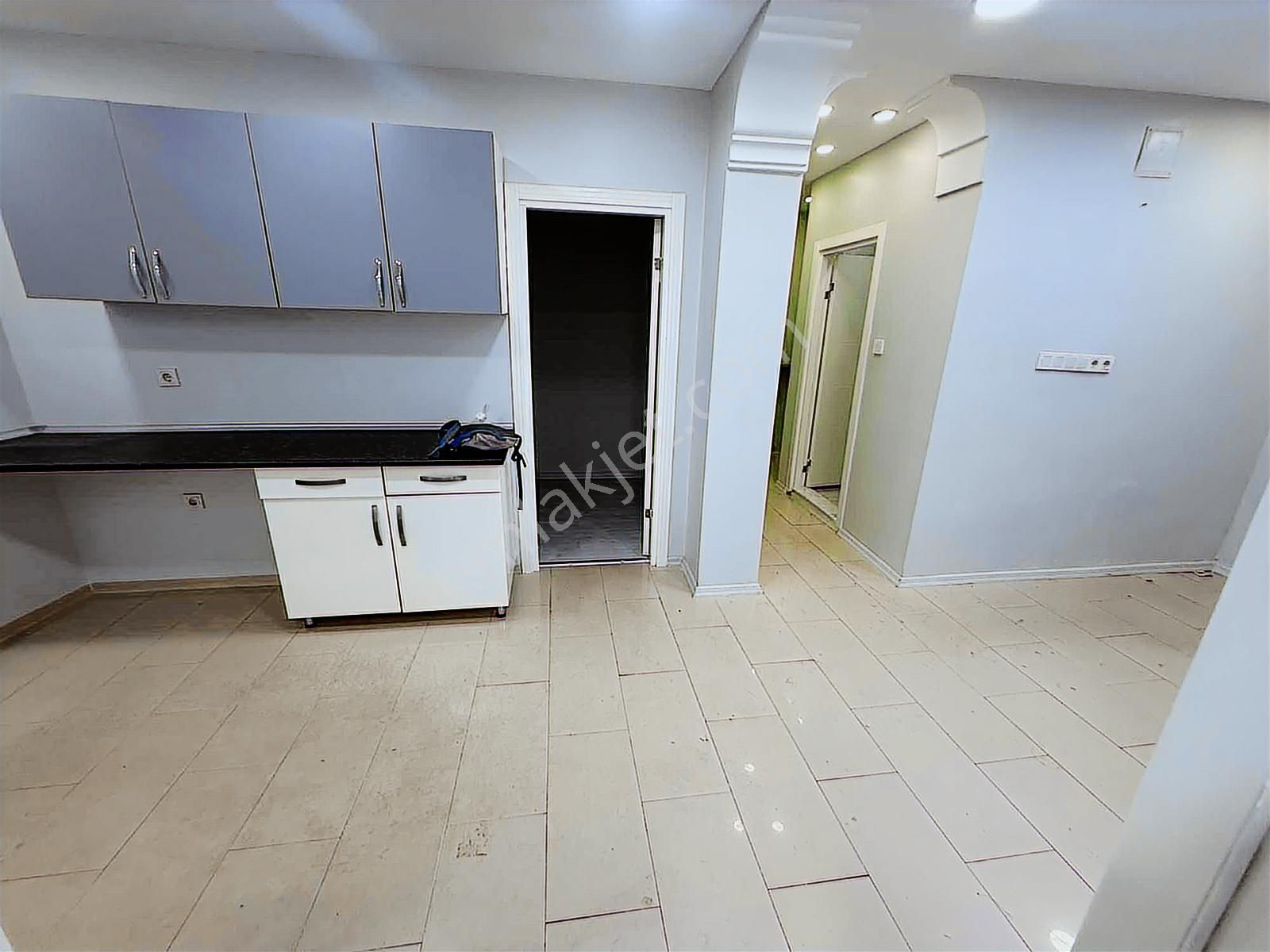Boyalı Metro:5 Dk Yürm.mecidiyeköy Şahinler Sk Kiralık 3+1 Daire - Görsel 8