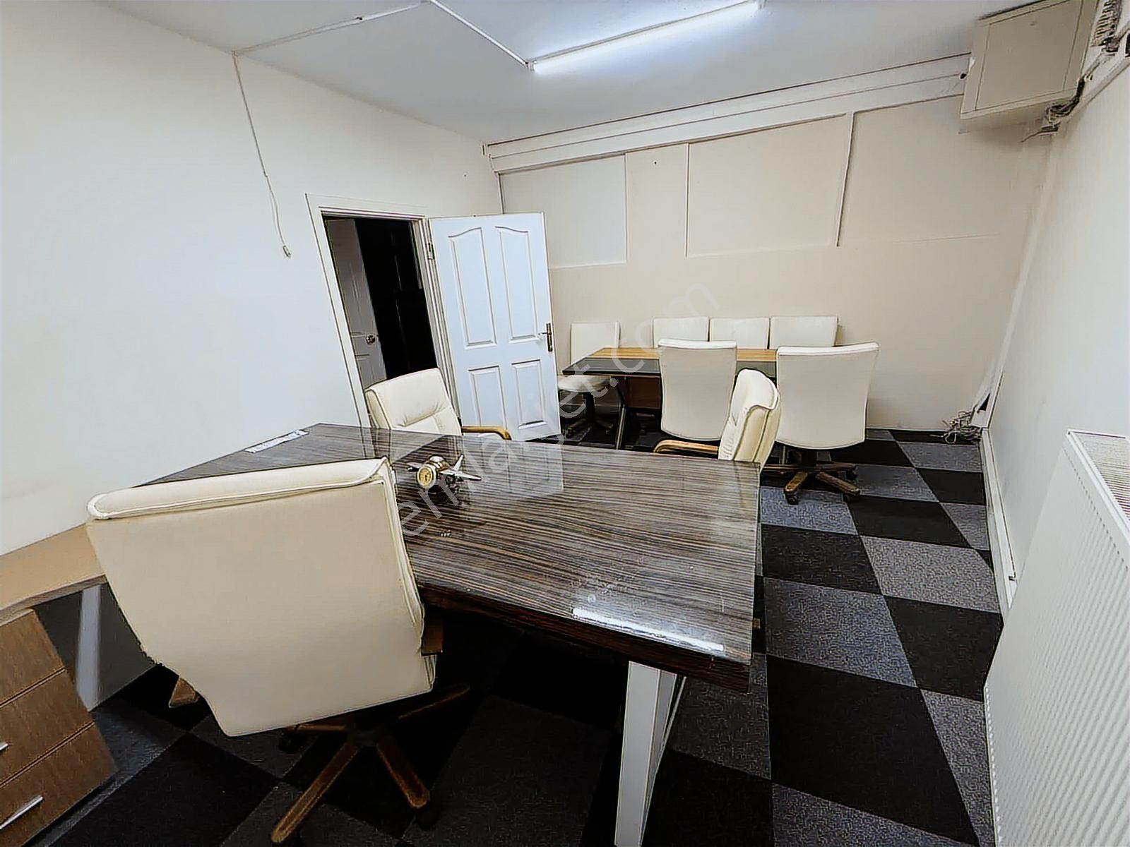 Şişli Mecidiyeköy Plaza'da Eşyalı Ofis Kiralık 150 M2 - Görsel 8