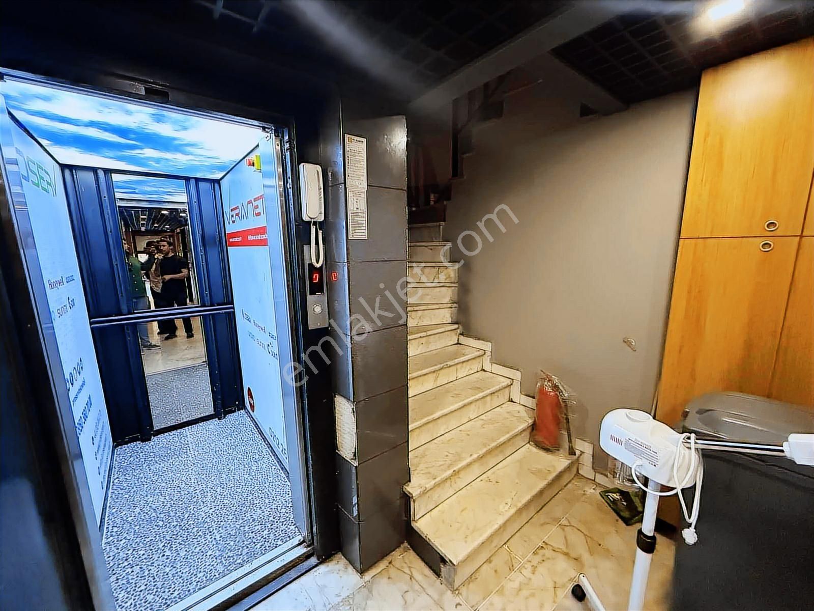 Şişli Mecidiyeköy Plaza'da Eşyalı Ofis Kiralık 150 M2 - Görsel 16