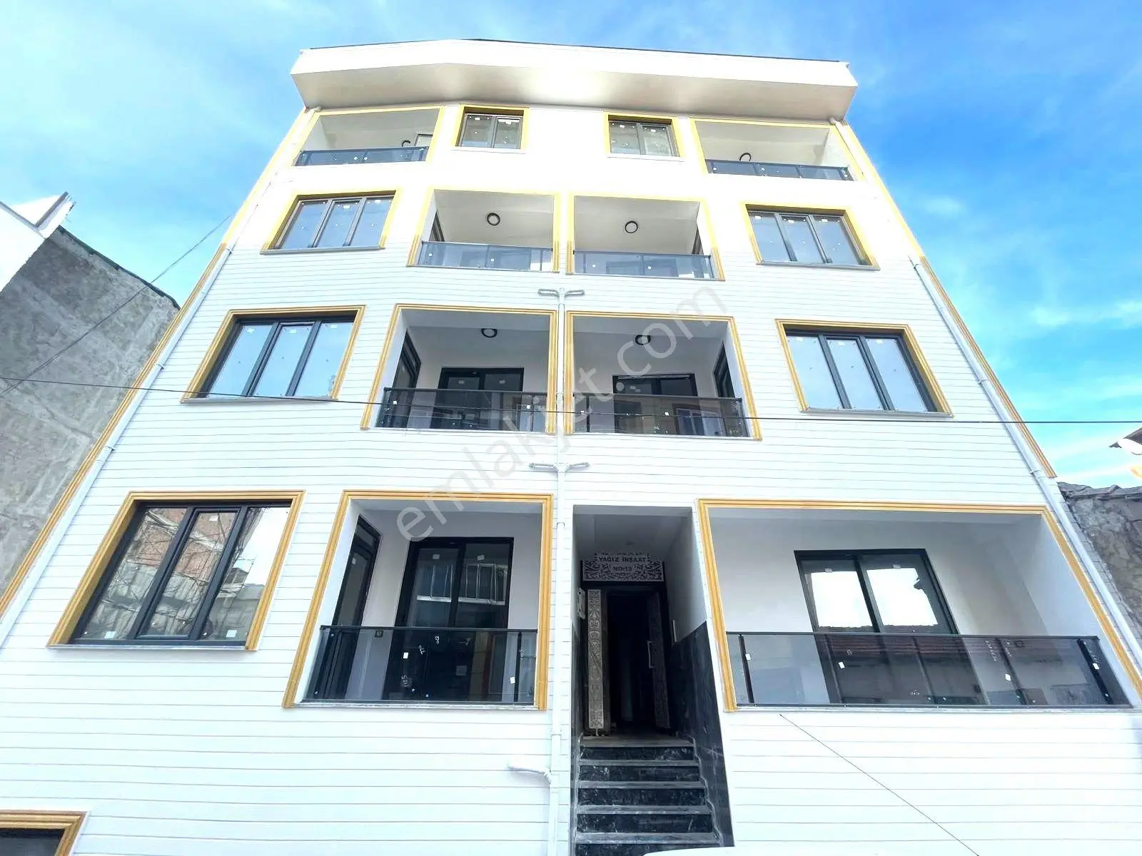 ꧁varyant'tan Edremit'te Bitmeye Yakın Arakat Kaçmaz 2+1 Daire