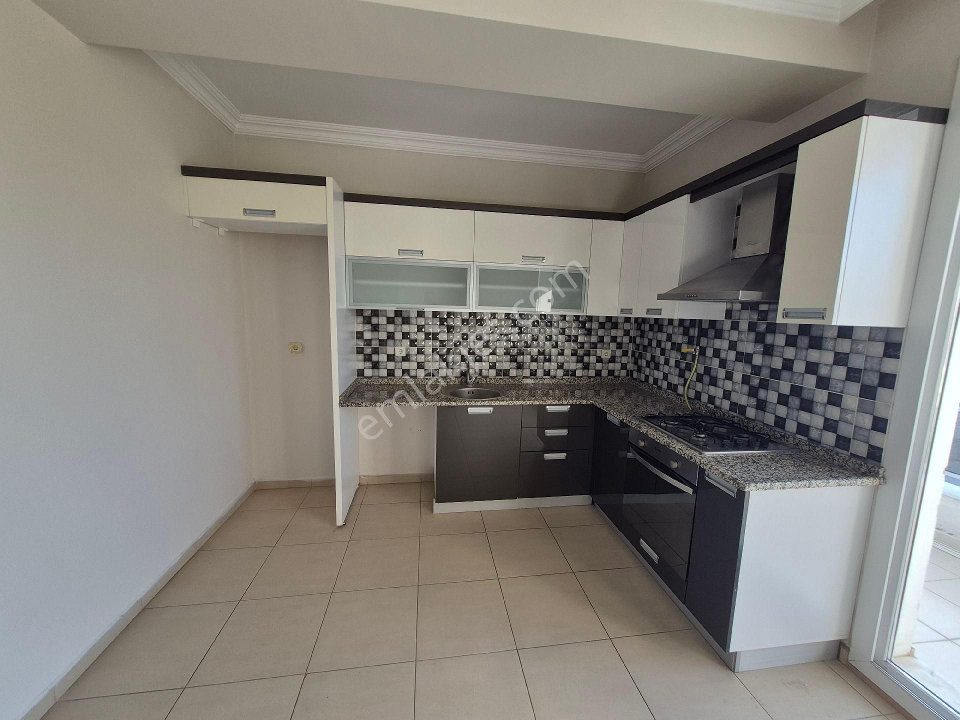 Menderes Kemalpaşa 3+1 Doğalgazlı Asansörlü Ebeyn Ban - Görsel 7