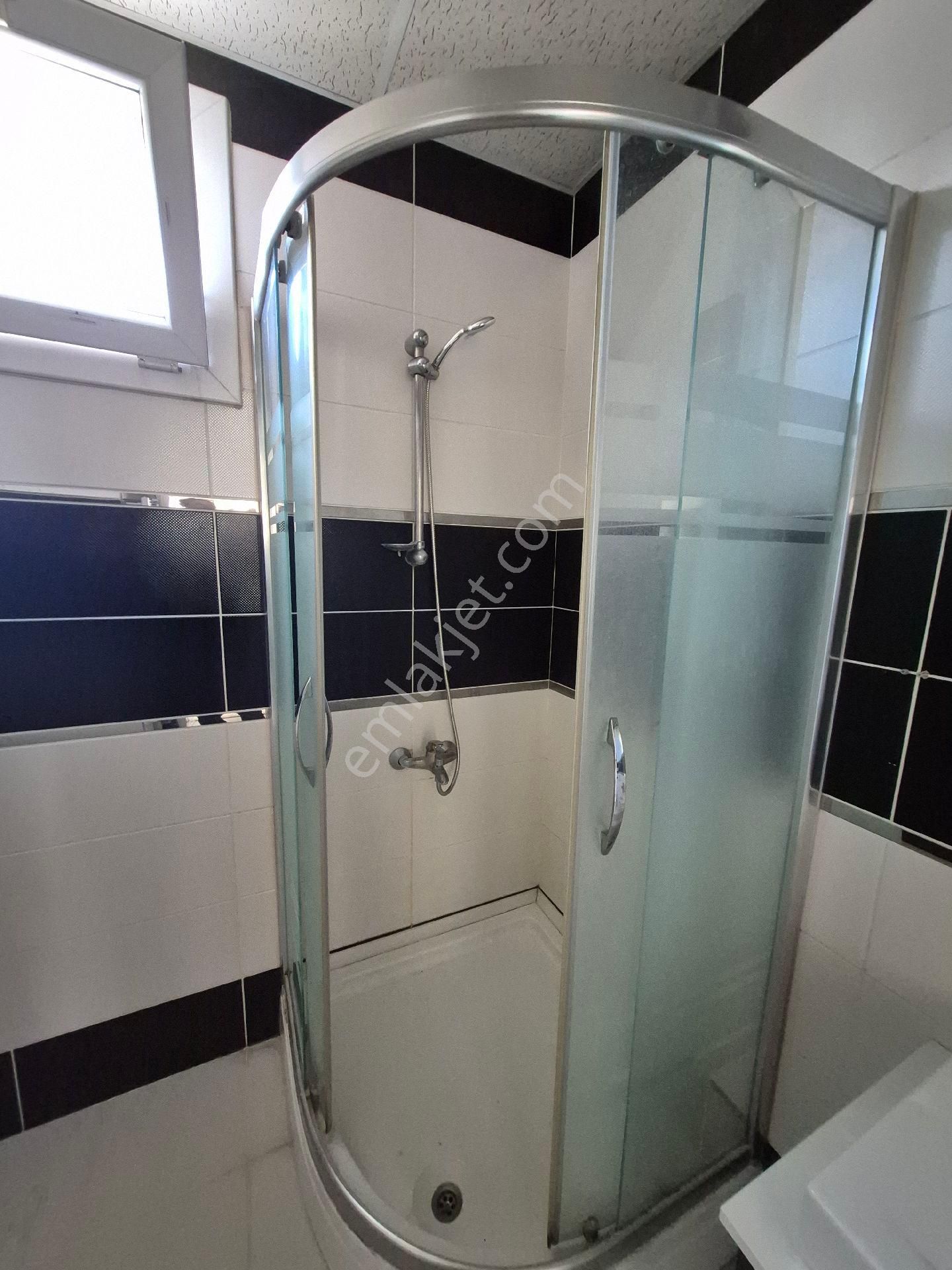 Menderes Kemalpaşa 3+1 Doğalgazlı Asansörlü Ebeyn Ban - Görsel 16