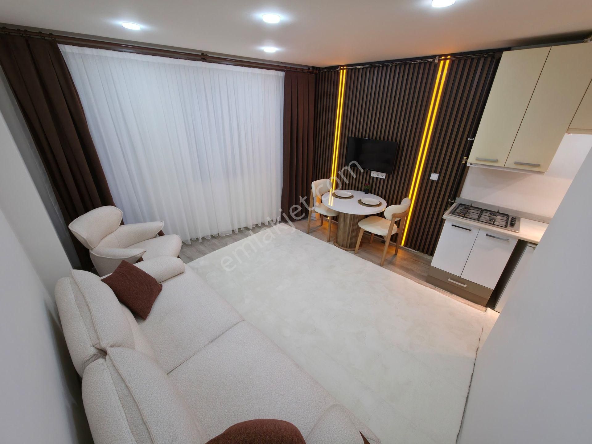 Sırakapılar Fırat Pastahanesi Arkasında Yüksek Zemin Kat 1+1 Full Eşyalı Apart 1.885.000 Tl Satılık - Görsel 3