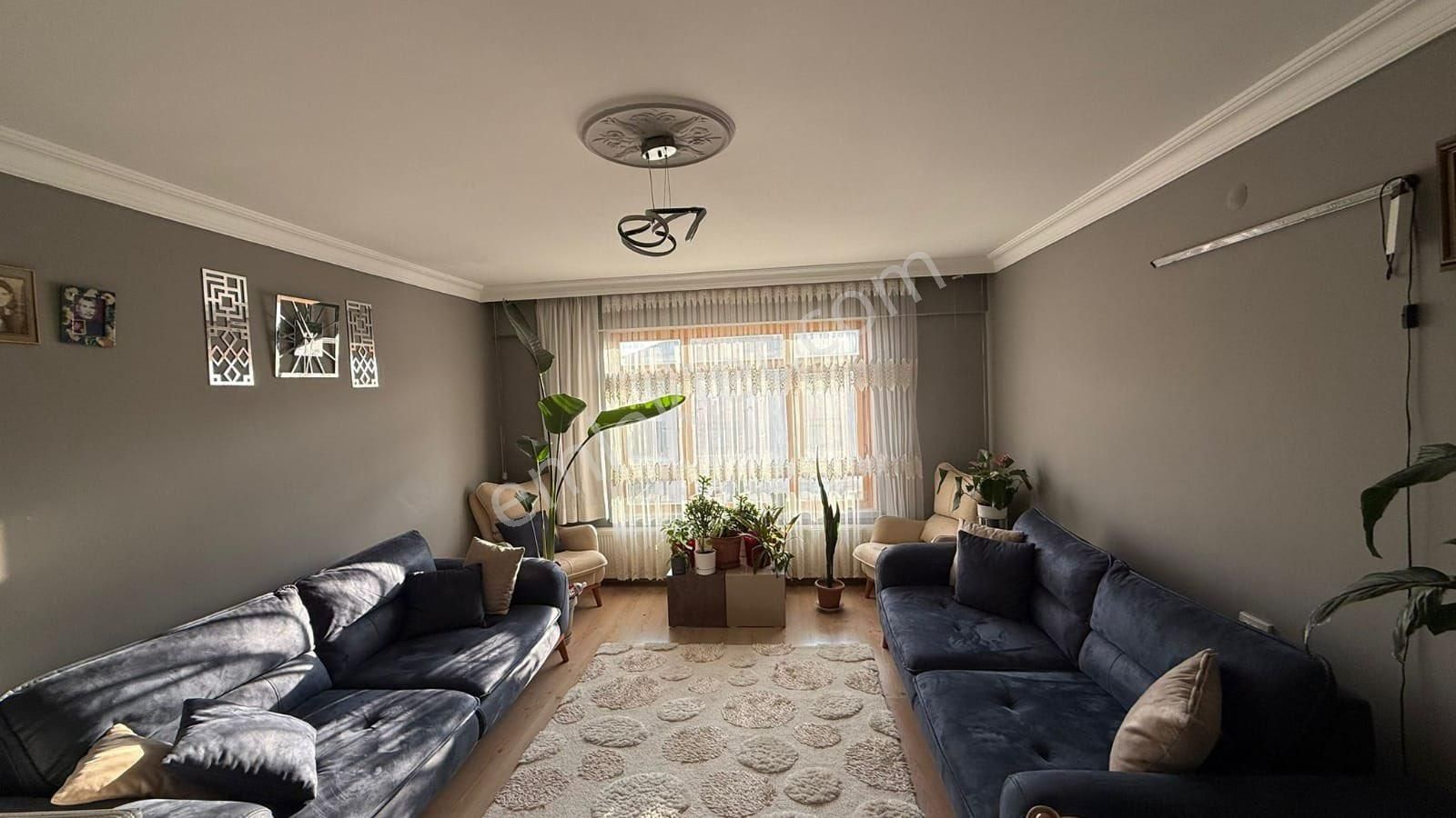 Karapürçek Ortaokulu Yanı Ön Cephe 3+1 Geniş Daire