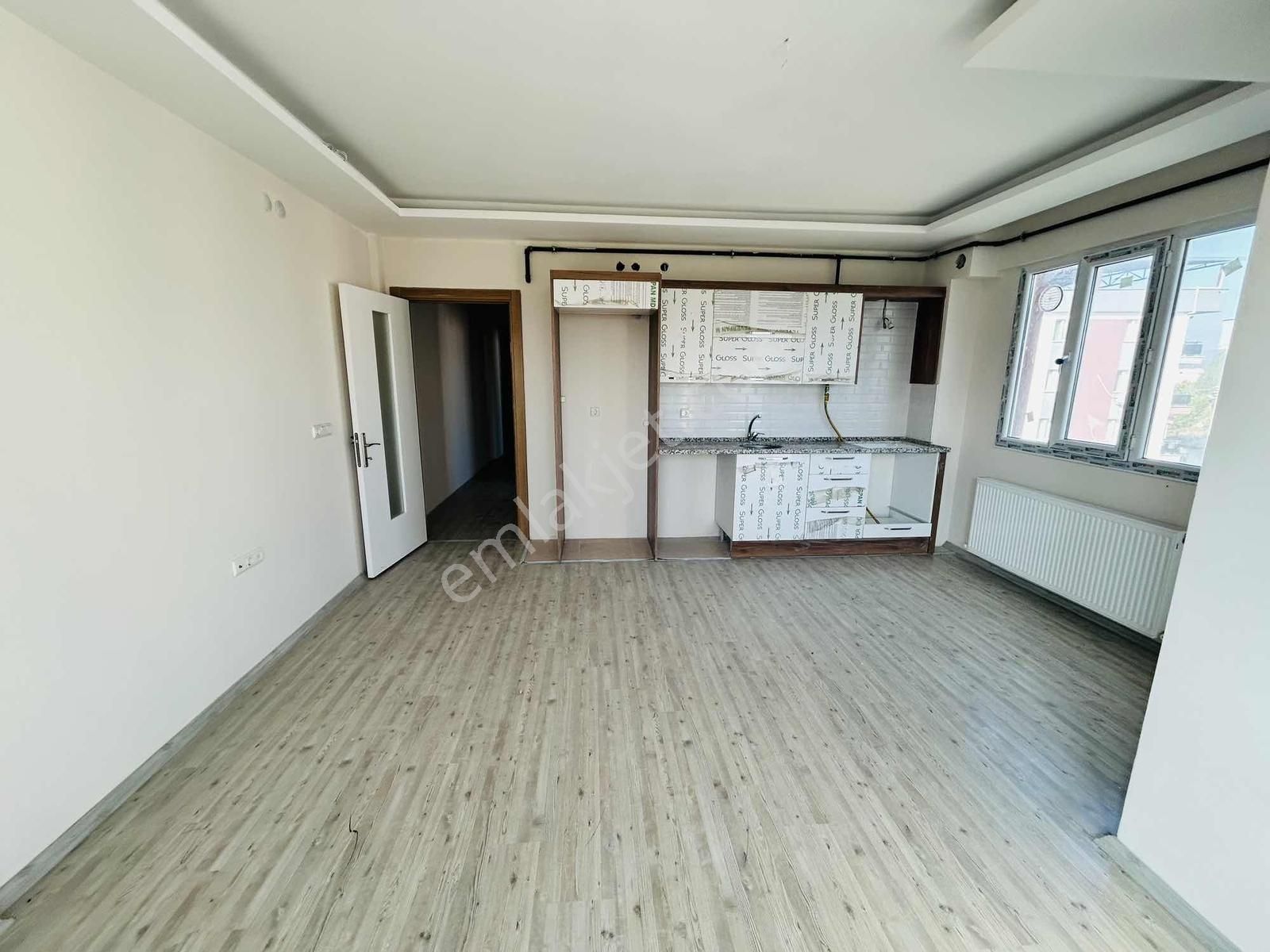 Asil Emlak'tan Muradiye'de Site İçersinde 2+1 Satılık Daire - Görsel 5