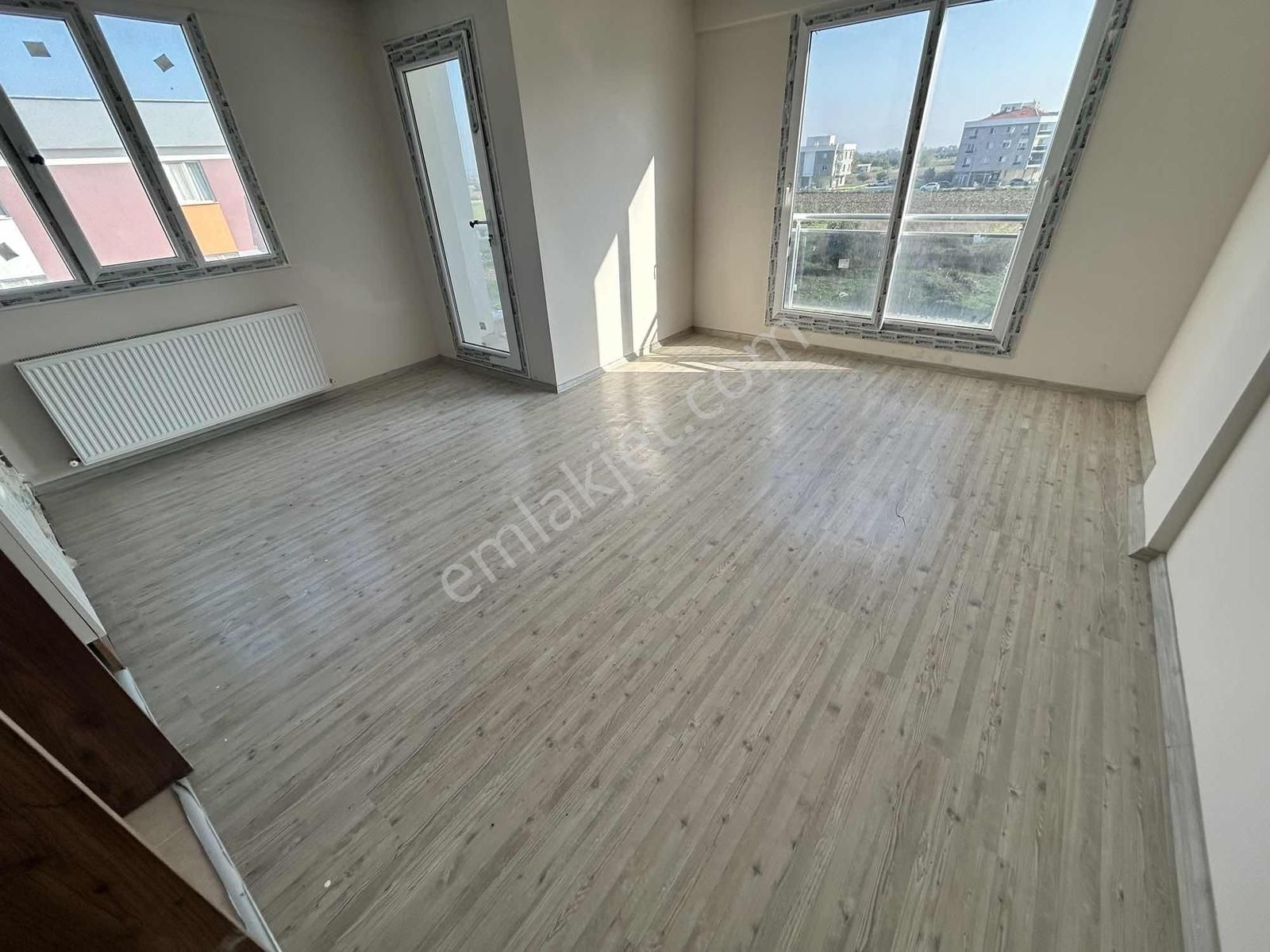 Asil Emlak'tan Muradiye'de Site İçersinde 2+1 Satılık Daire - Görsel 2