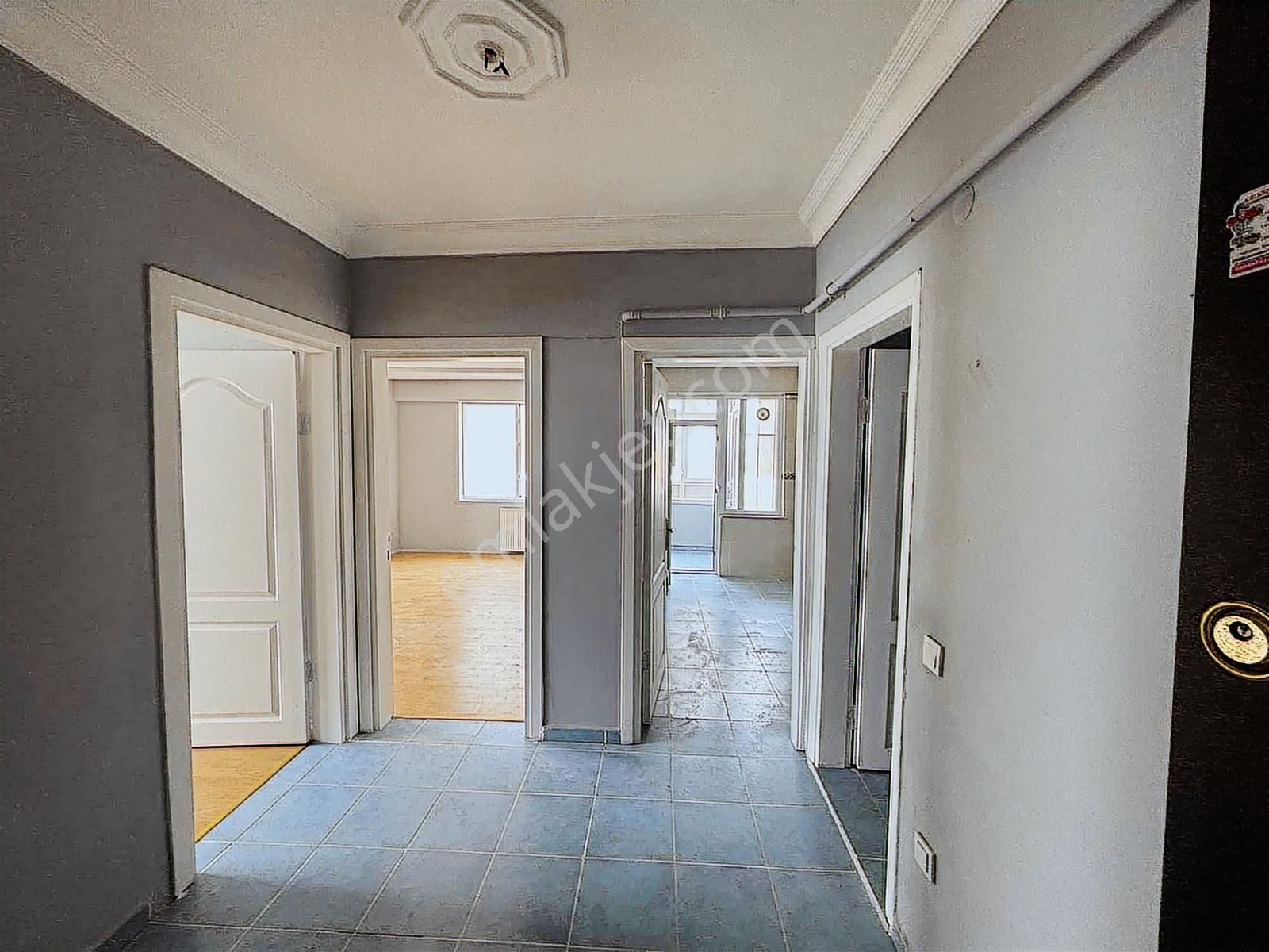 Fa Özbir'den Belediye Meydanında Ferah 2+1 Kiralık Daire - Görsel 20