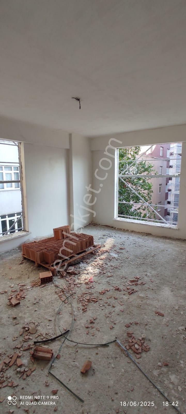 Pendik 2 Blok"lu Havuzlu Site İçinde Sıfır Satılık 2+1 Asansör Otoparklı Manzaralı Lüks Daire - Görsel 10