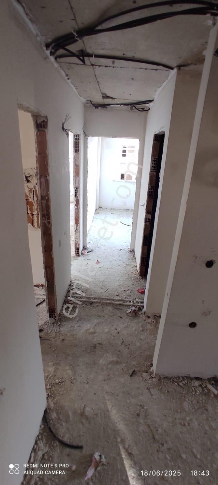 Pendik 2 Blok"lu Havuzlu Site İçinde Sıfır Satılık 2+1 Asansör Otoparklı Manzaralı Lüks Daire - Görsel 13