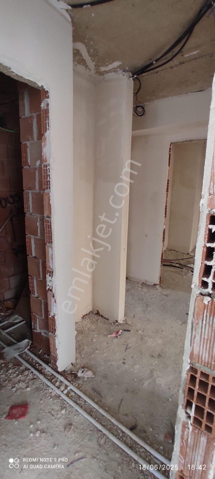 Pendik 2 Blok"lu Havuzlu Site İçinde Sıfır Satılık 2+1 Asansör Otoparklı Manzaralı Lüks Daire - Görsel 12