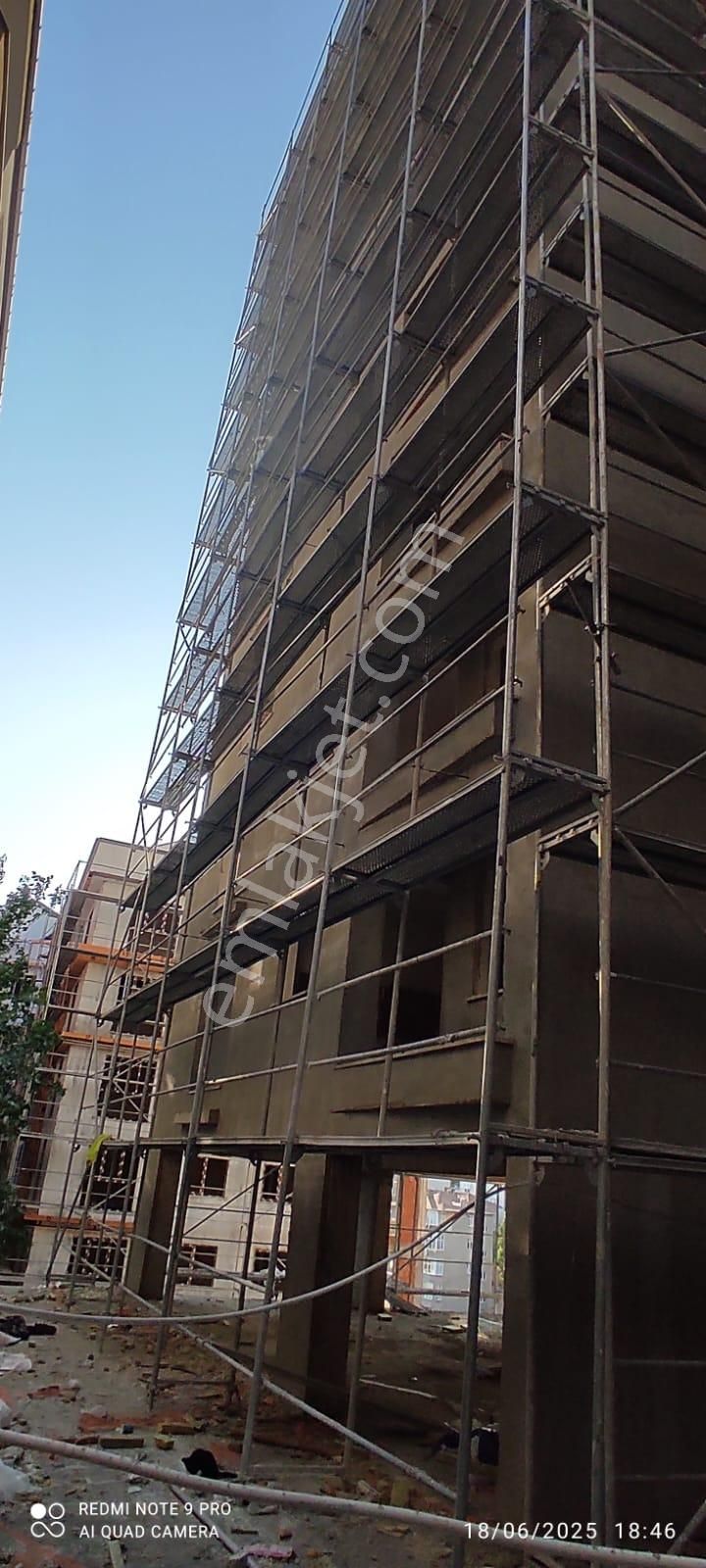 Pendik 2 Blok"lu Havuzlu Site İçinde Sıfır Satılık 2+1 Asansör Otoparklı Manzaralı Lüks Daire - Görsel 3