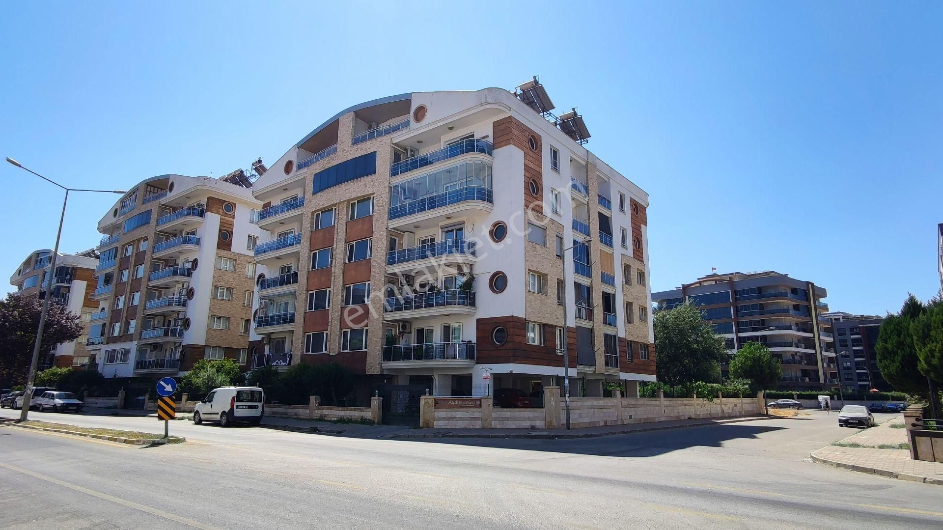 Sahibinden Adnan Menderes Mah.sitede Köşe Ara Kat - Görsel 4