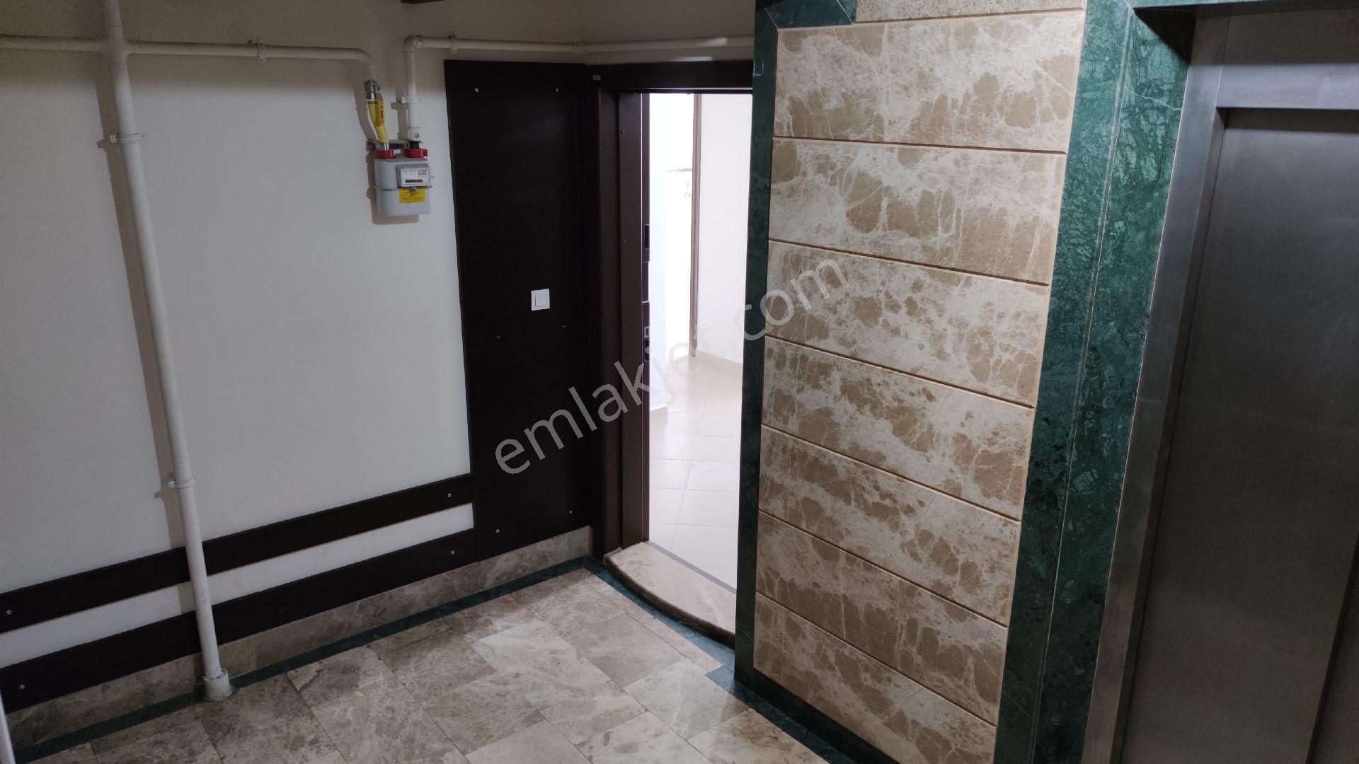 Sahibinden Adnan Menderes Mah.sitede Köşe Ara Kat - Görsel 8