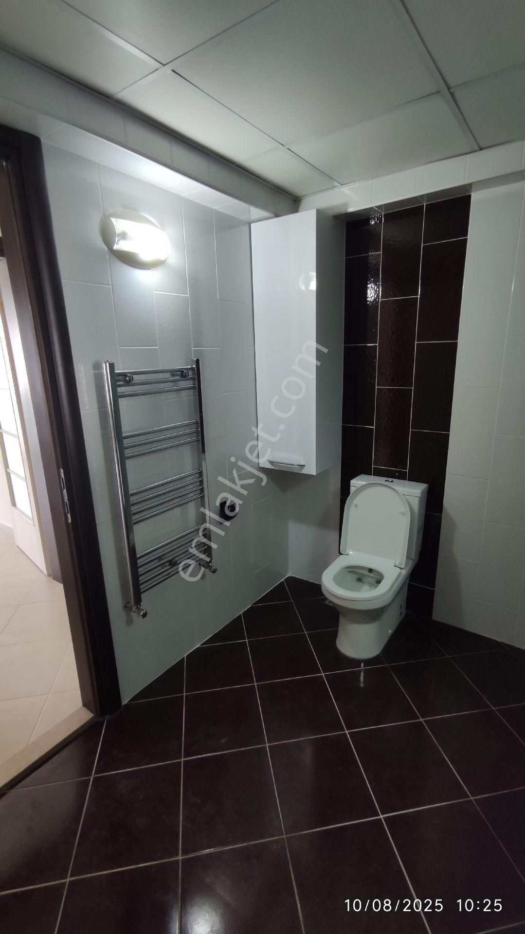 Sahibinden Adnan Menderes Mah.sitede Köşe Ara Kat - Görsel 30