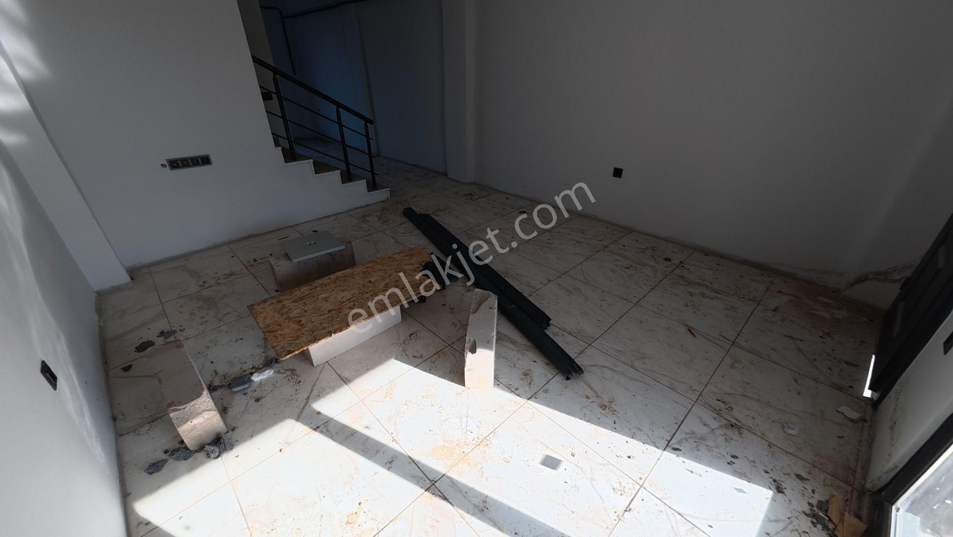 Sakarya Karasu'da Müstakil Havuzlu Teraslı 3+1 Sıfır Villa - Görsel 9