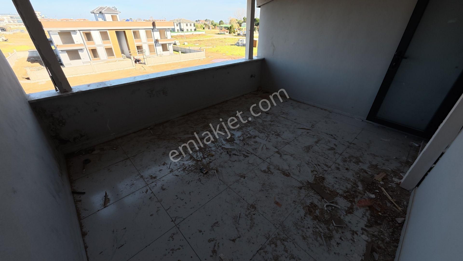 Sakarya Karasu'da Müstakil Havuzlu Teraslı 3+1 Sıfır Villa - Görsel 30