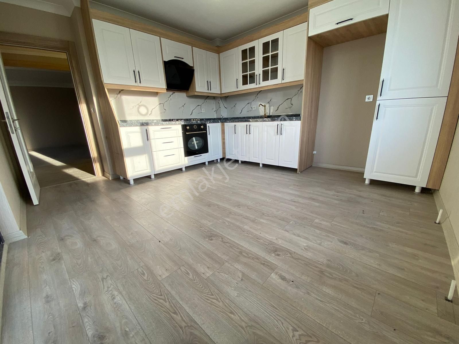 Sincan Saraycık Mah.de 5 Katta Ultra Lüks Yapılı 4+1 Sıfır Daire - Görsel 6