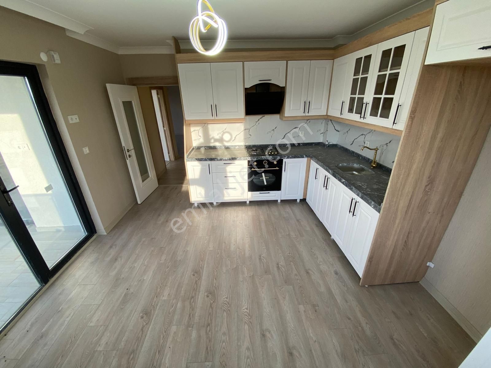 Sincan Saraycık Mah.de 5 Katta Ultra Lüks Yapılı 4+1 Sıfır Daire - Görsel 7