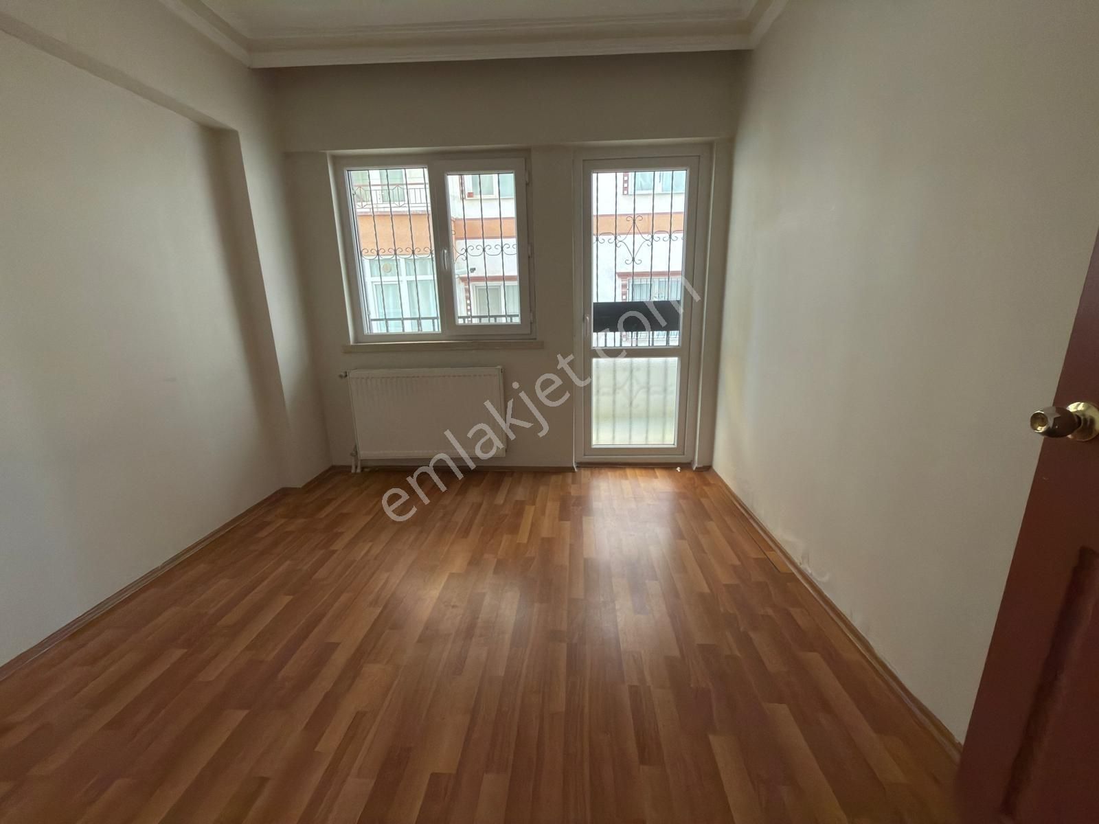 Pınarbaşı Mahallesinde 3+1 1.ara Katta Satılık Masrafsız Daire - Görsel 2