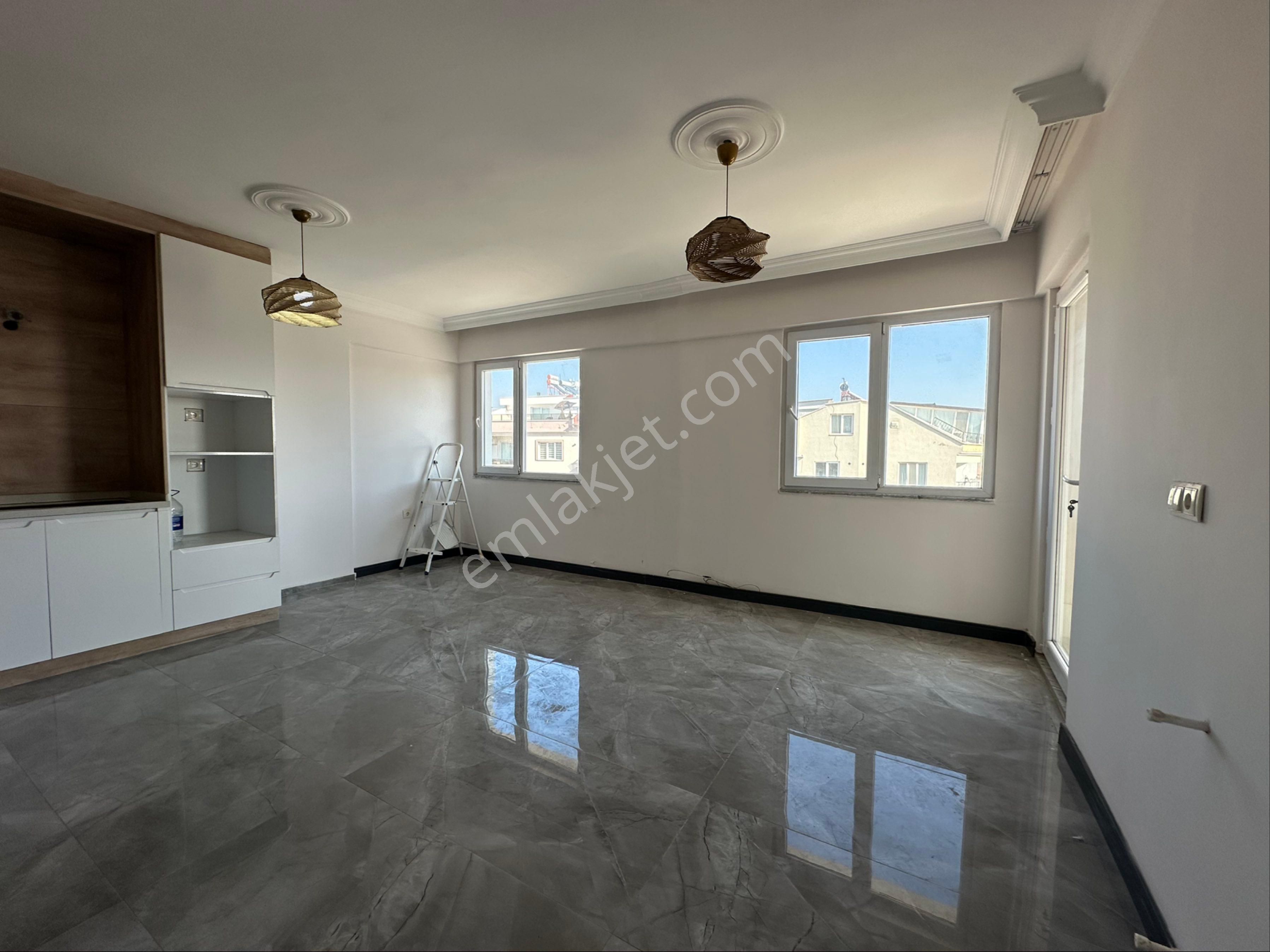 Didimde 3+1 Ön Cephe Geniş Kullanışlı Fırsat Daire - Görsel 13