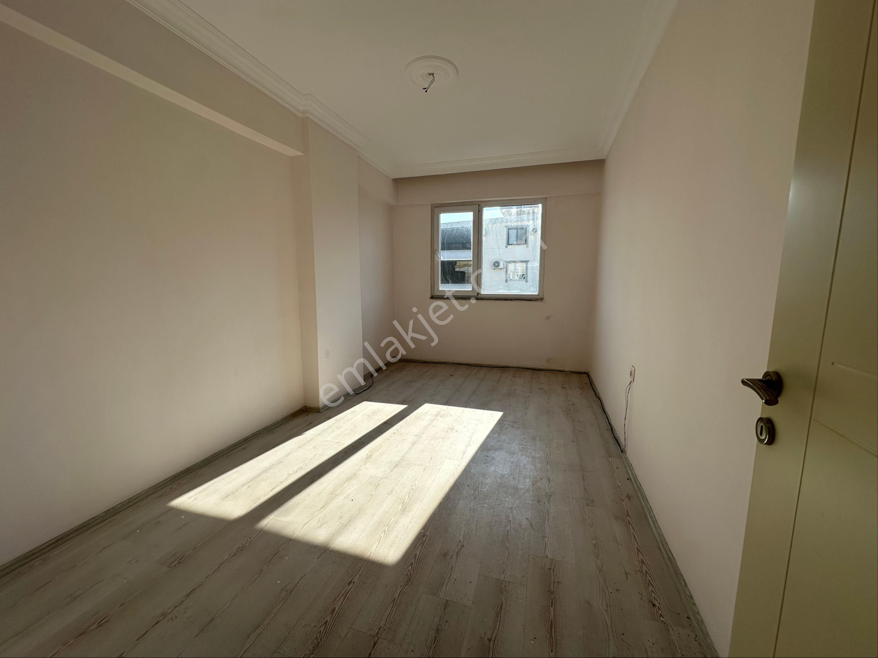 Didimde 3+1 Ön Cephe Geniş Kullanışlı Fırsat Daire - Görsel 23