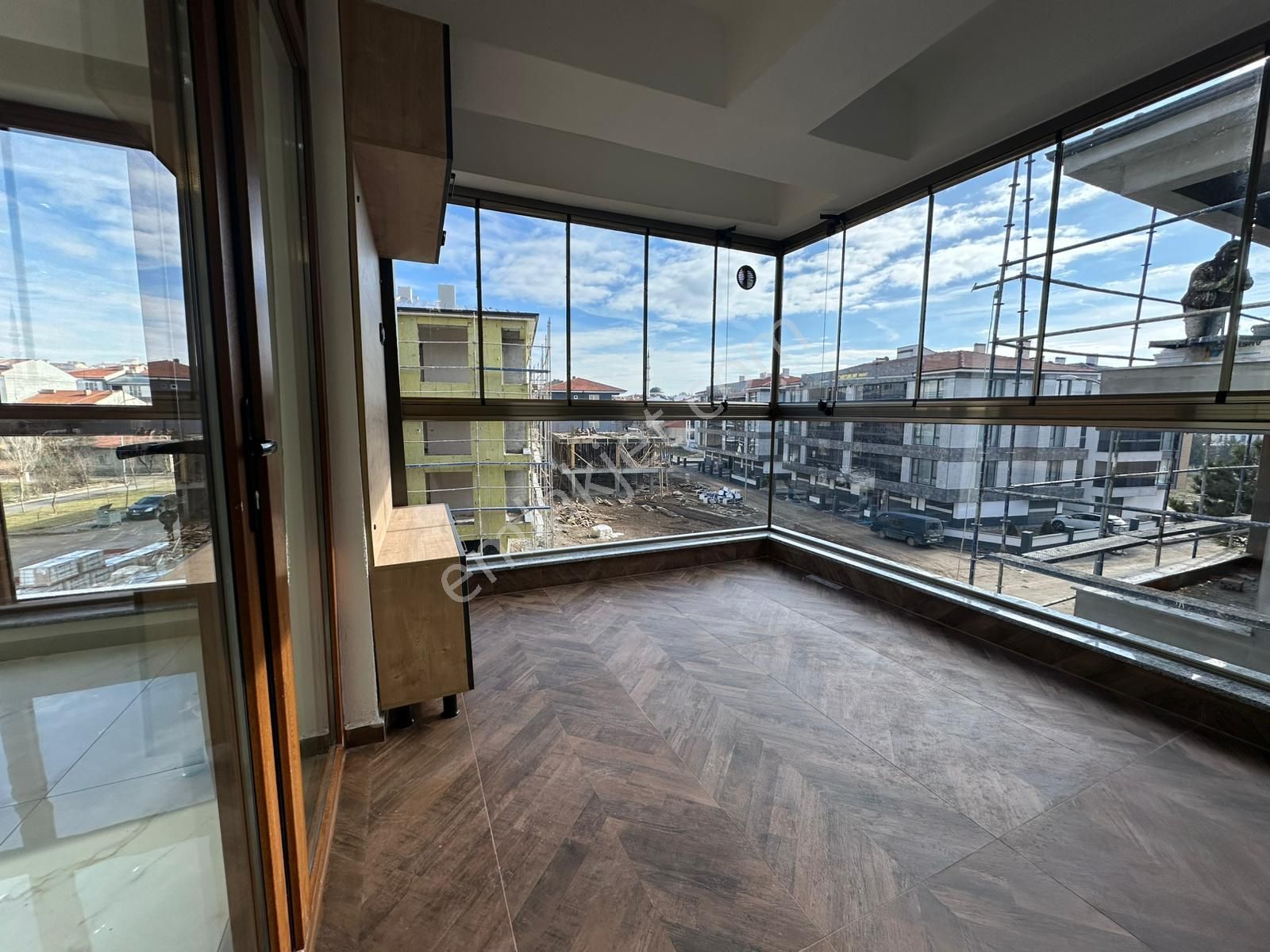 Tuncay Kartal'dan Bahçeli Nizam Süper Lüks 2+1 Daire