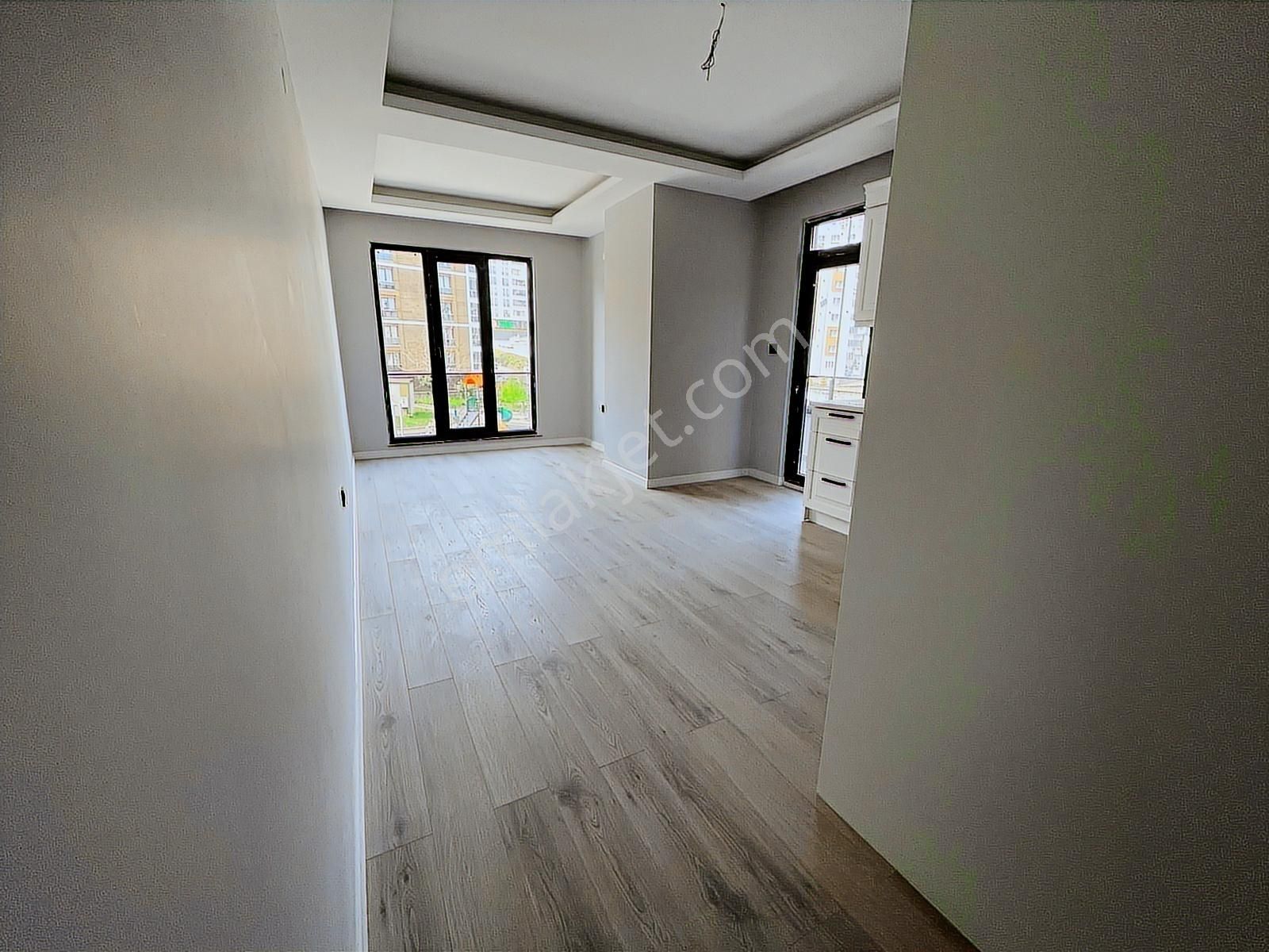 19 Mayıs Blv. Ve Cağaloğlu Cad. Arasında Lüks 1+1 Daire! - Görsel 11