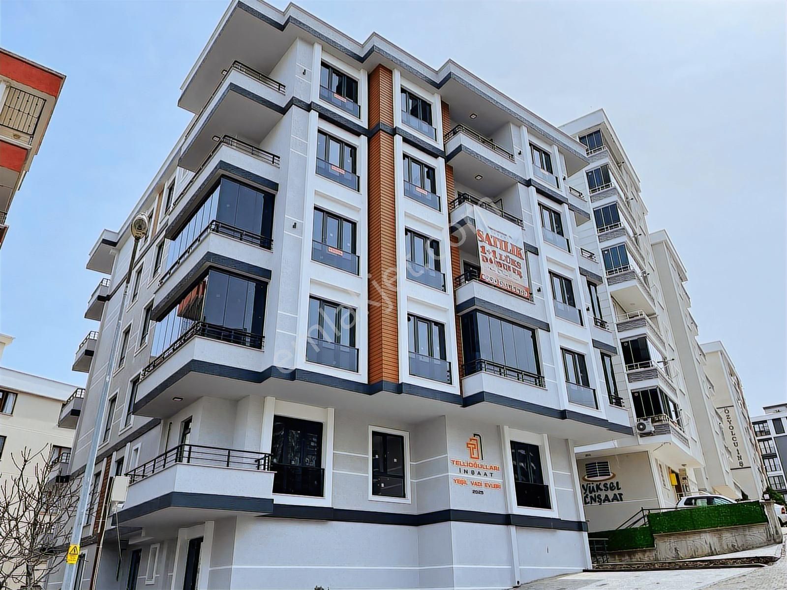 19 Mayıs Blv. Ve Cağaloğlu Cad. Arasında Lüks 1+1 Daire!