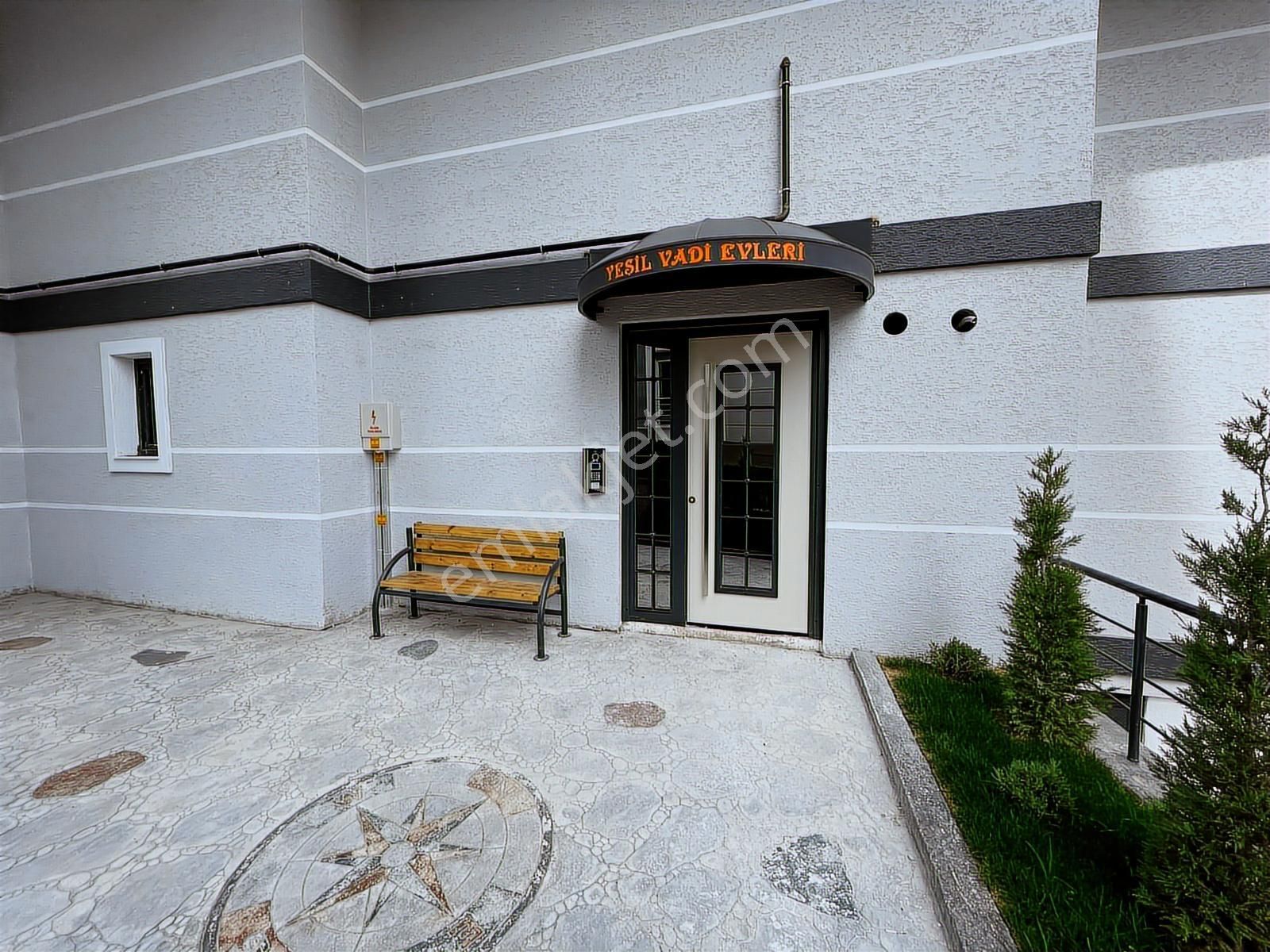 19 Mayıs Blv. Ve Cağaloğlu Cad. Arasında Lüks 1+1 Daire! - Görsel 13