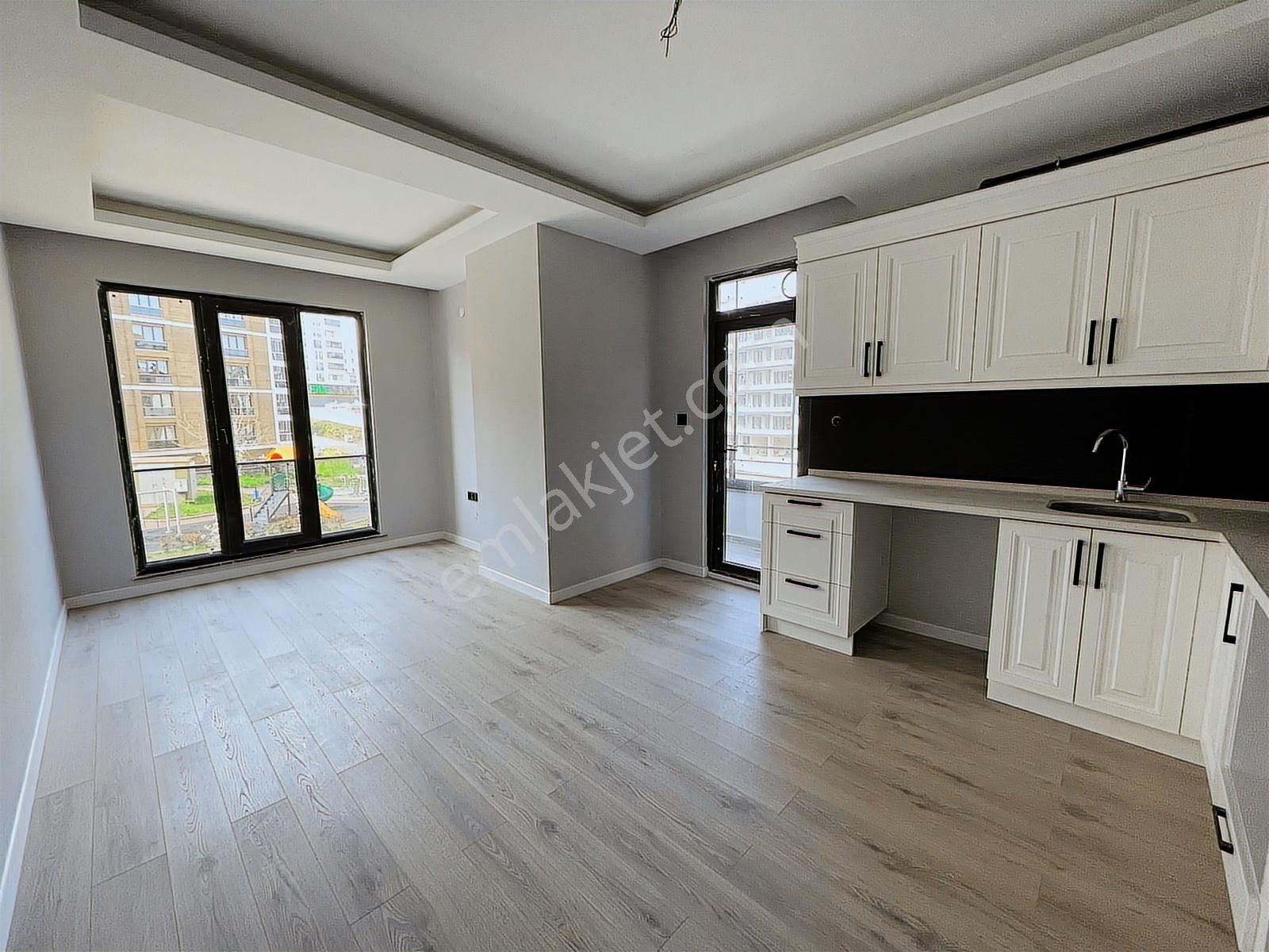 19 Mayıs Blv. Ve Cağaloğlu Cad. Arasında Lüks 1+1 Daire! - Görsel 22