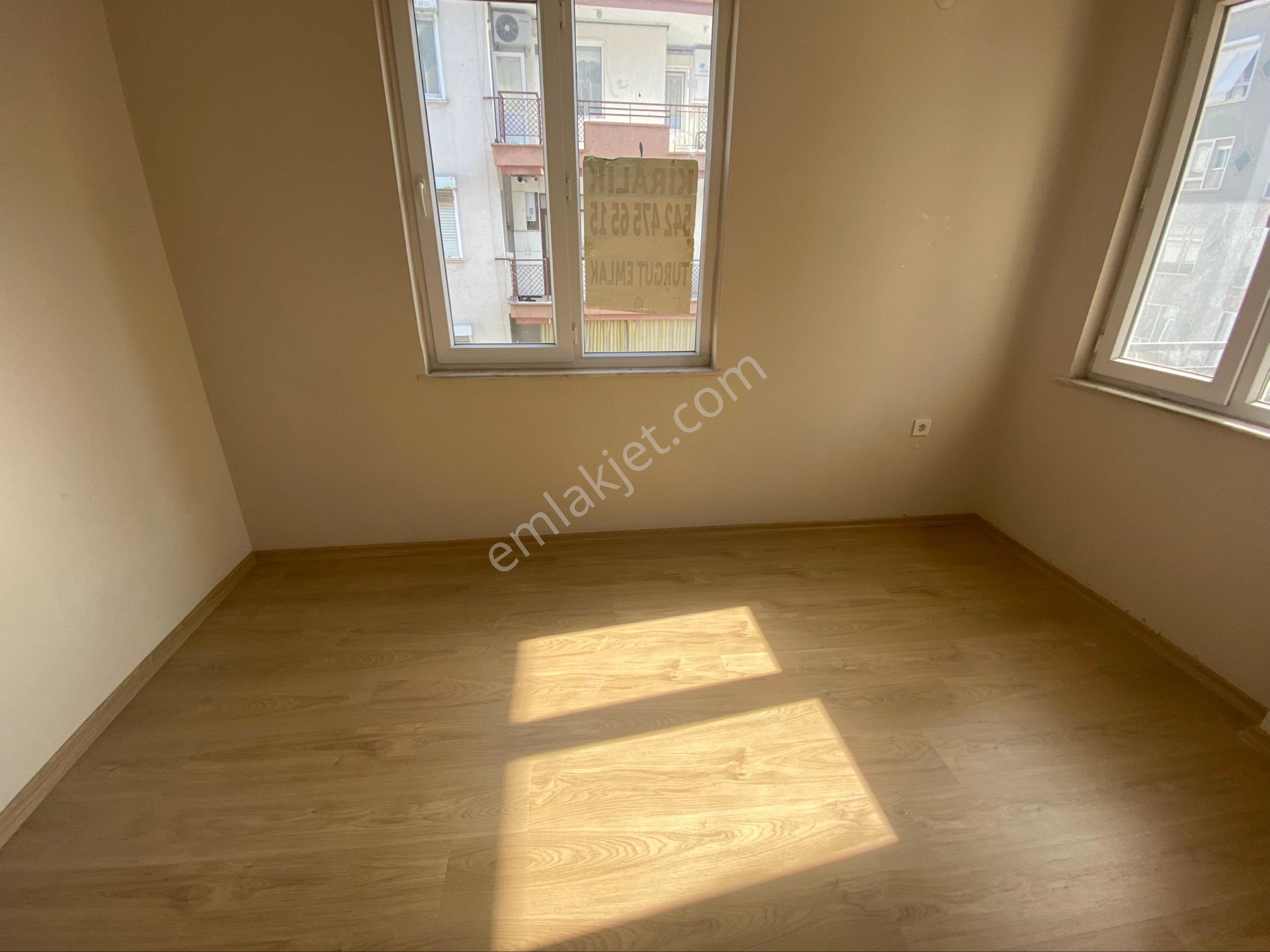 Bayındırda 3+1 Asansörlü Tek Daire Üzerine 165 M2 35.000tl.ye Kiralık - Görsel 10