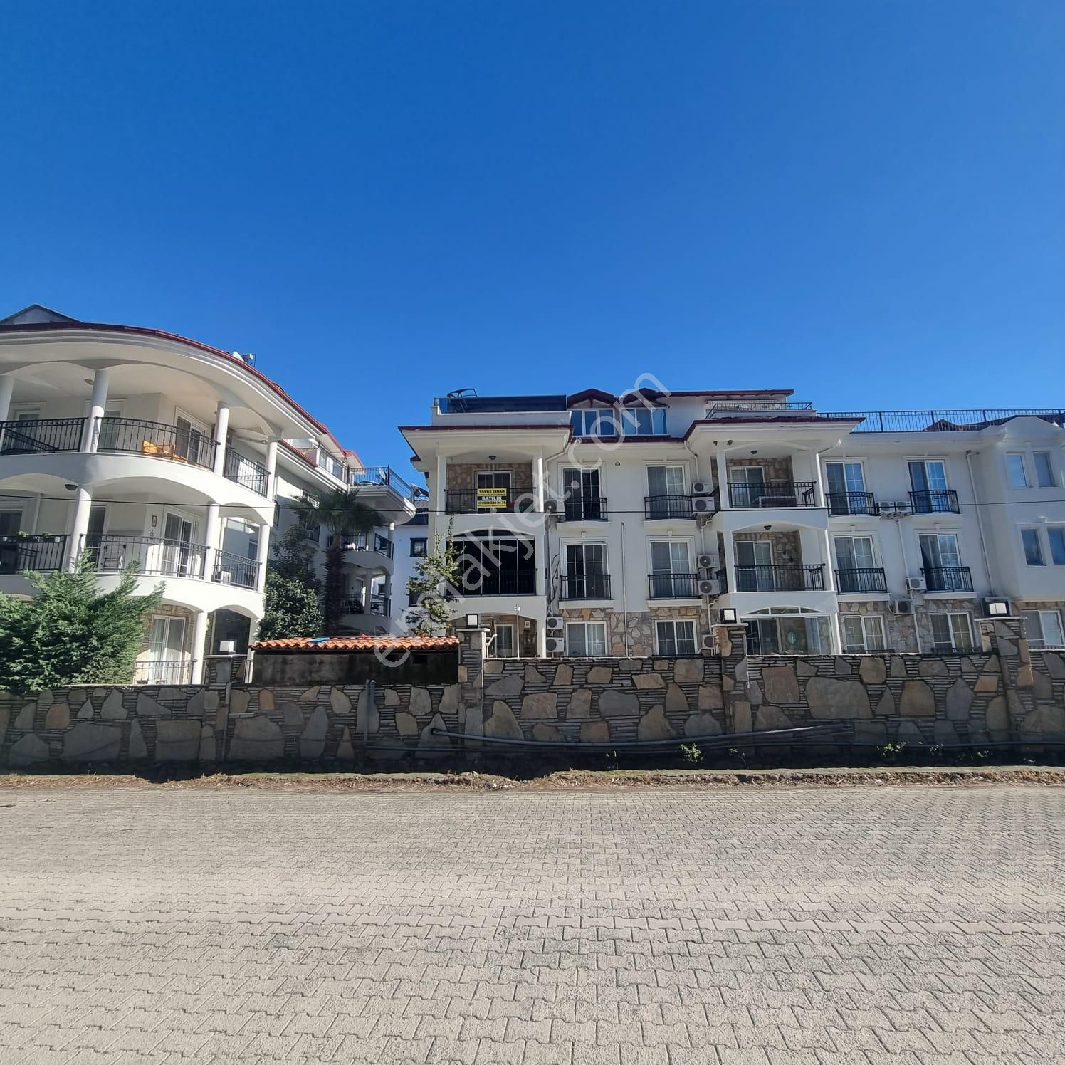 Göle Sıfır Havuzlu Sitede Manzaralı Dubleks 3+1 Satılık Daire - Görsel 9