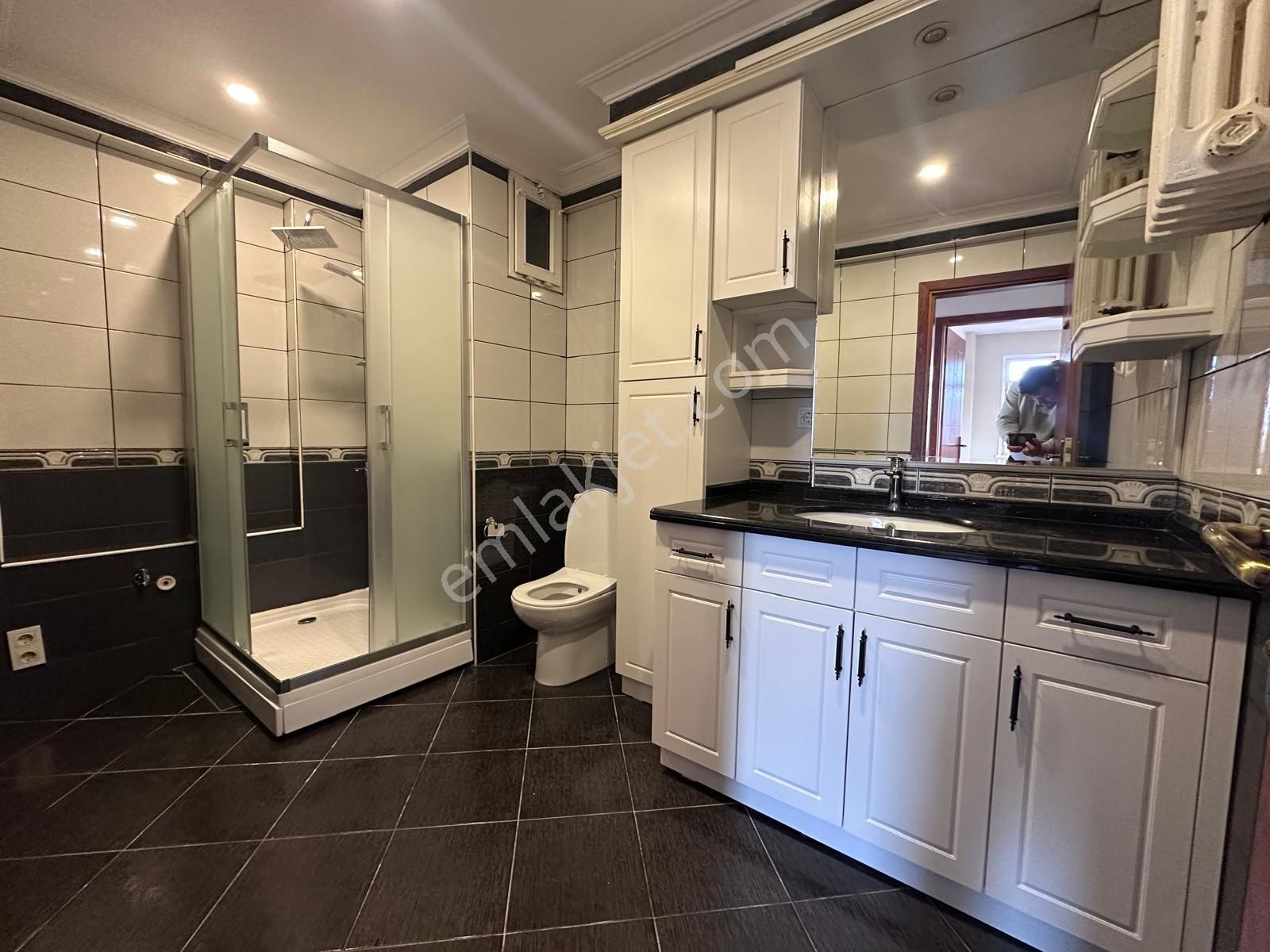 Bayar Caddesin De Kapanmaz Ferahlıkta Çift Balkonlu Net 110m2 - Görsel 20